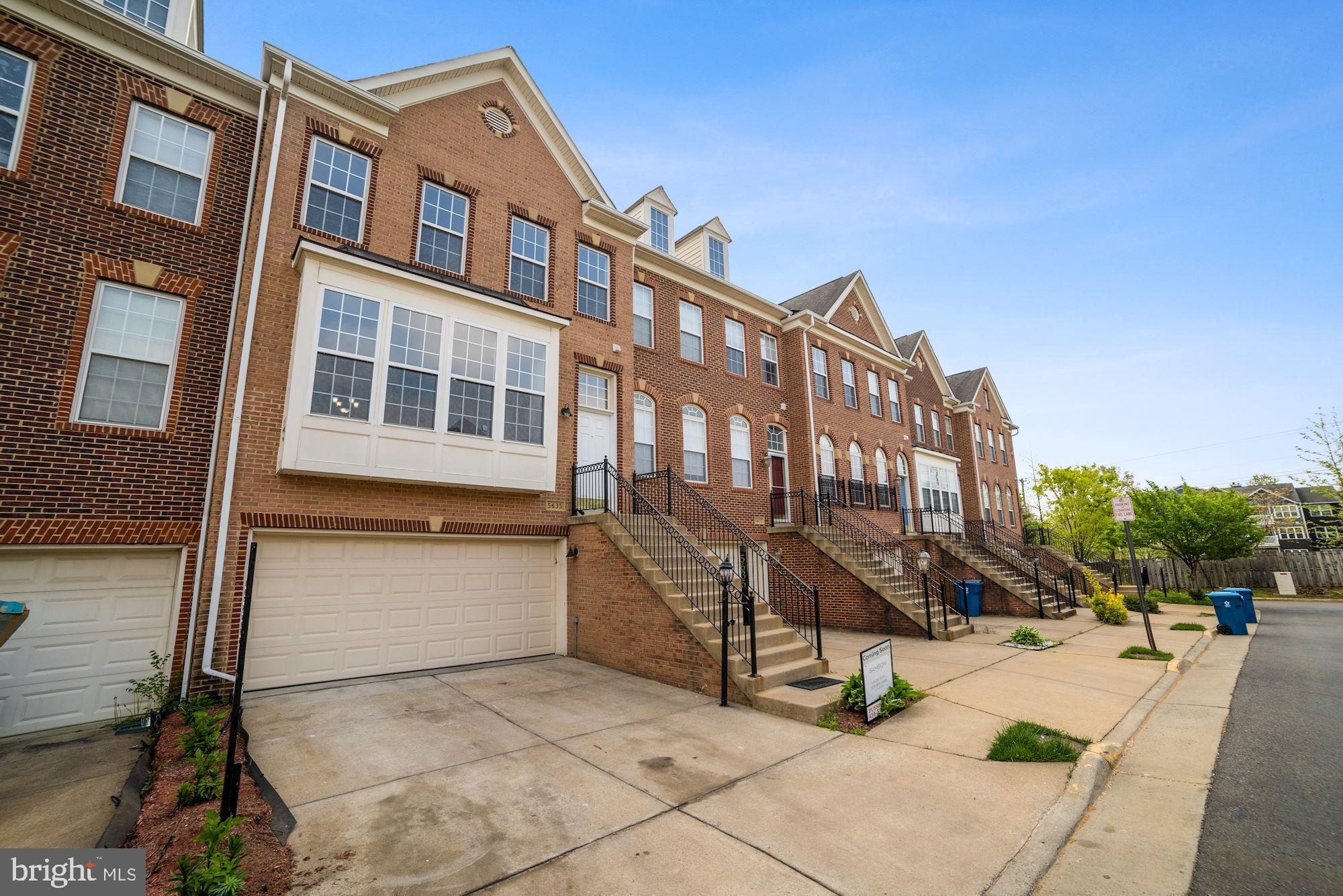 SULLY MANOR - Residential