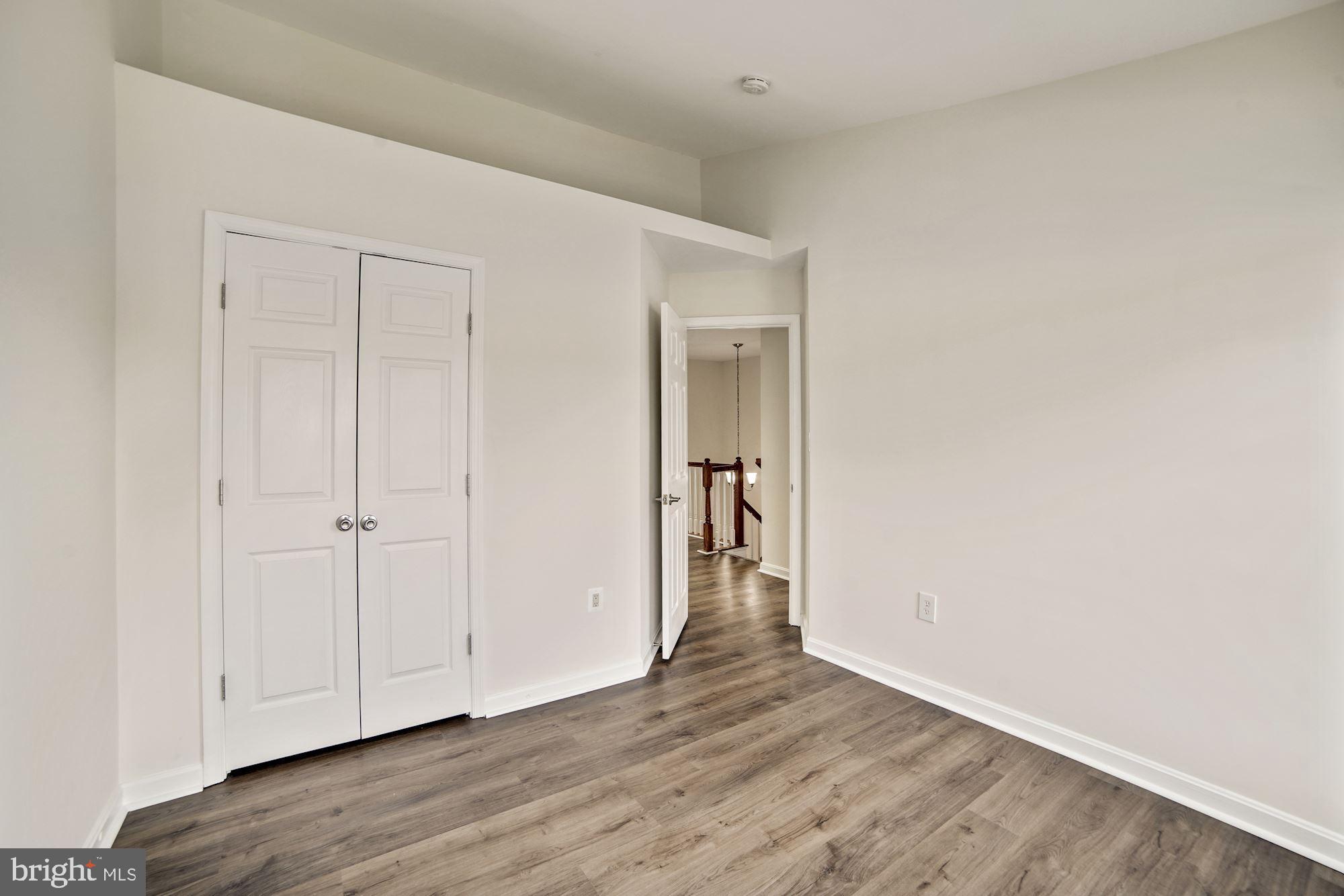 SULLY MANOR - Residential