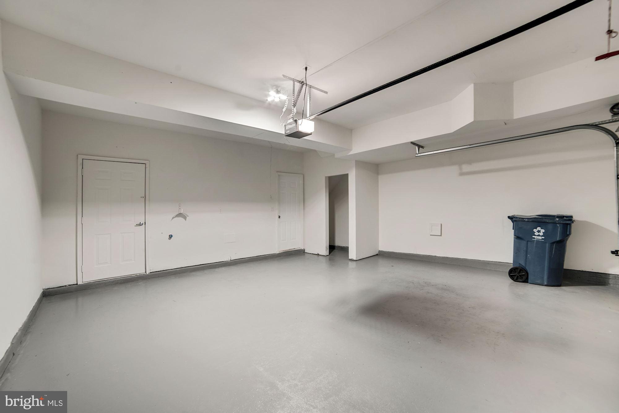 SULLY MANOR - Residential