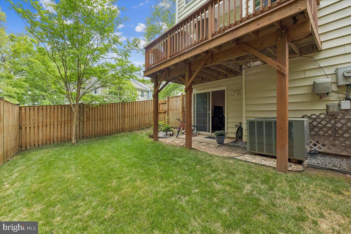 MONTCLAIR WATERS EDGE - Residential
