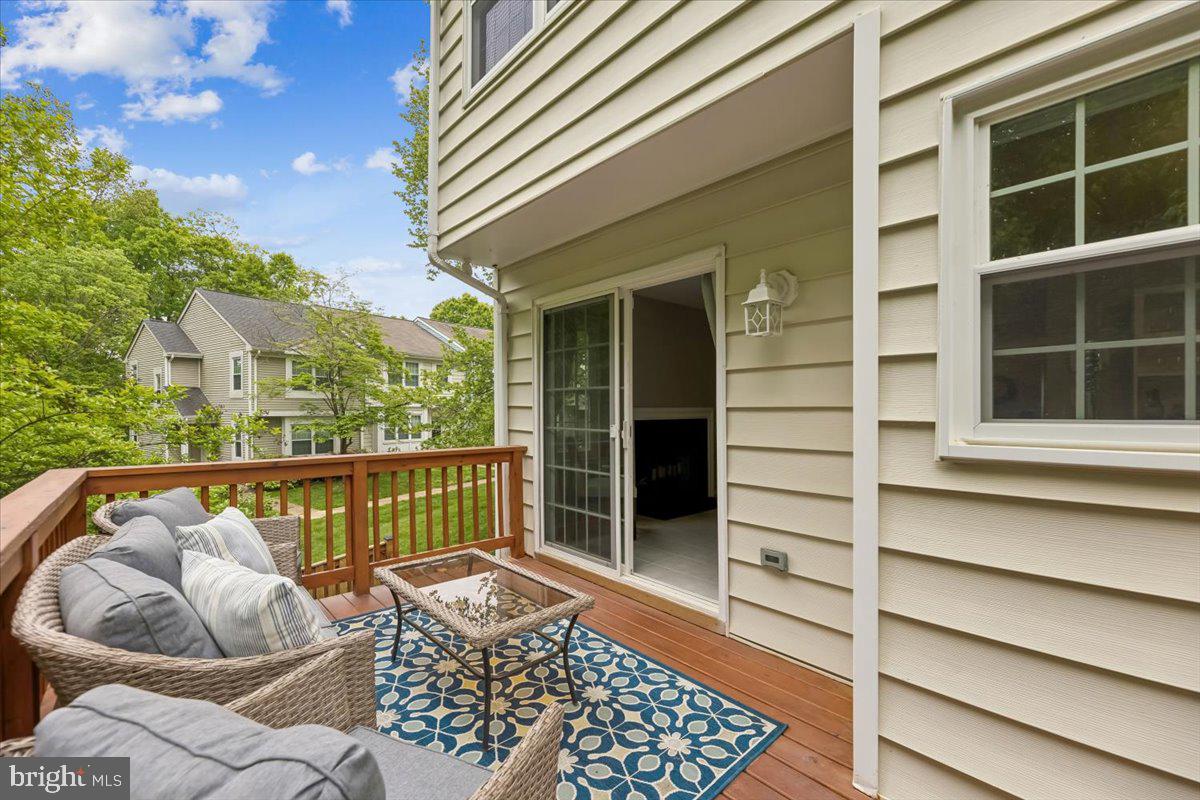 MONTCLAIR WATERS EDGE - Residential