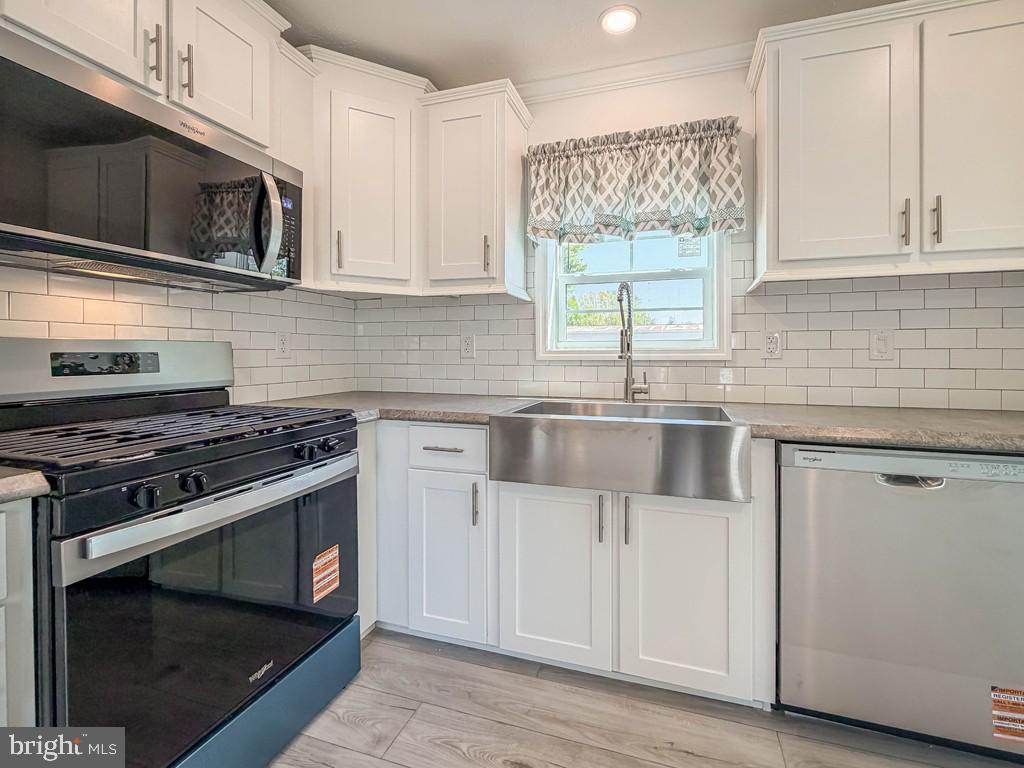 PENNWOOD CROSSING - Residential