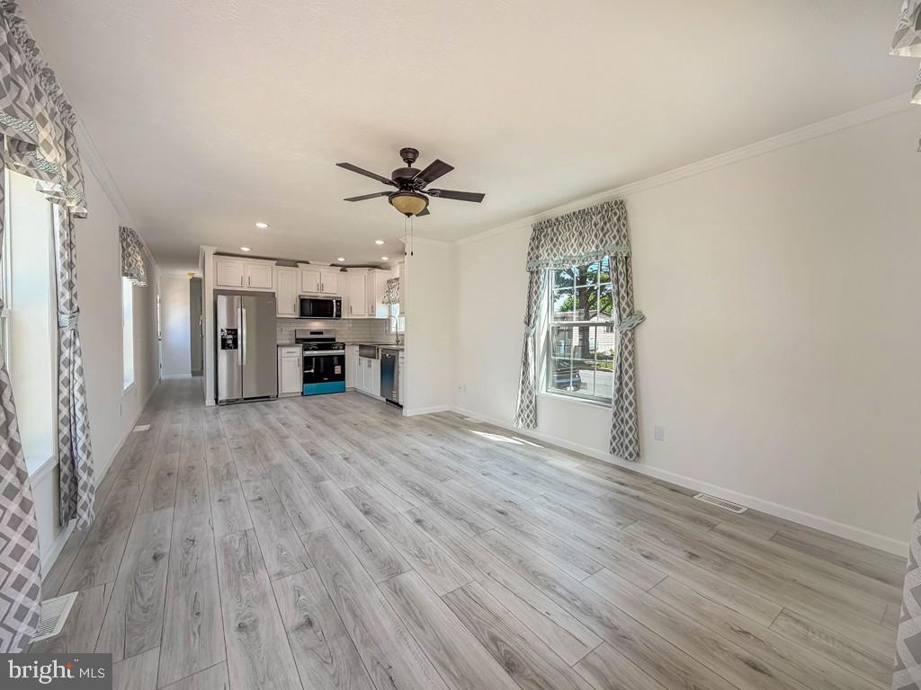 PENNWOOD CROSSING - Residential