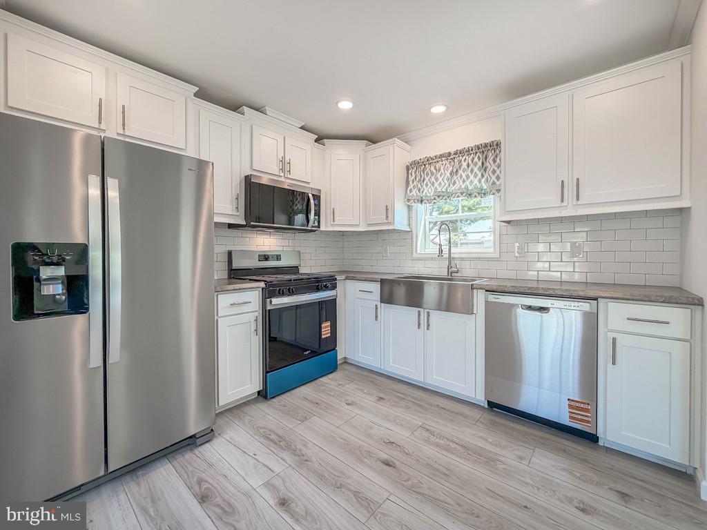 PENNWOOD CROSSING - Residential