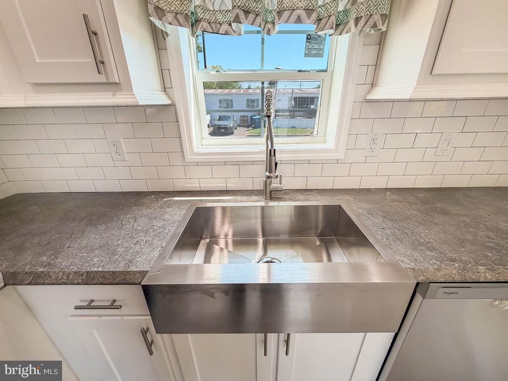 PENNWOOD CROSSING - Residential
