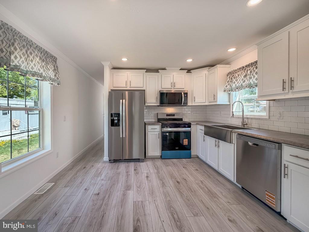 PENNWOOD CROSSING - Residential