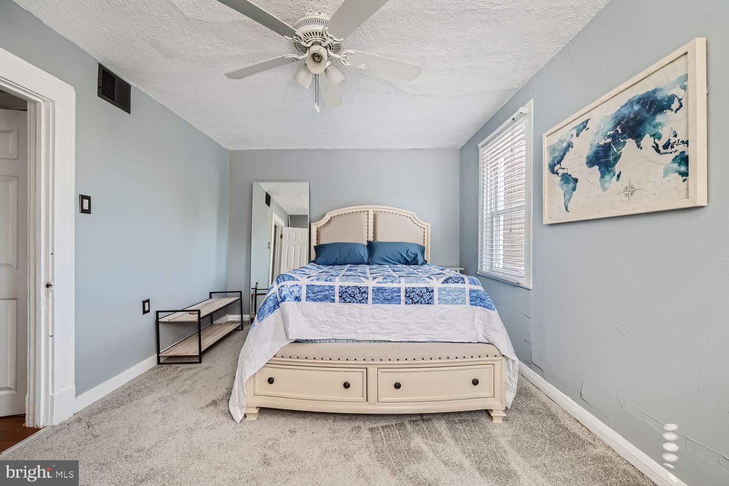 HOES HEIGHTS - Residential