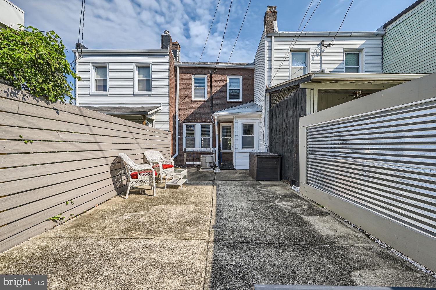 HOES HEIGHTS - Residential