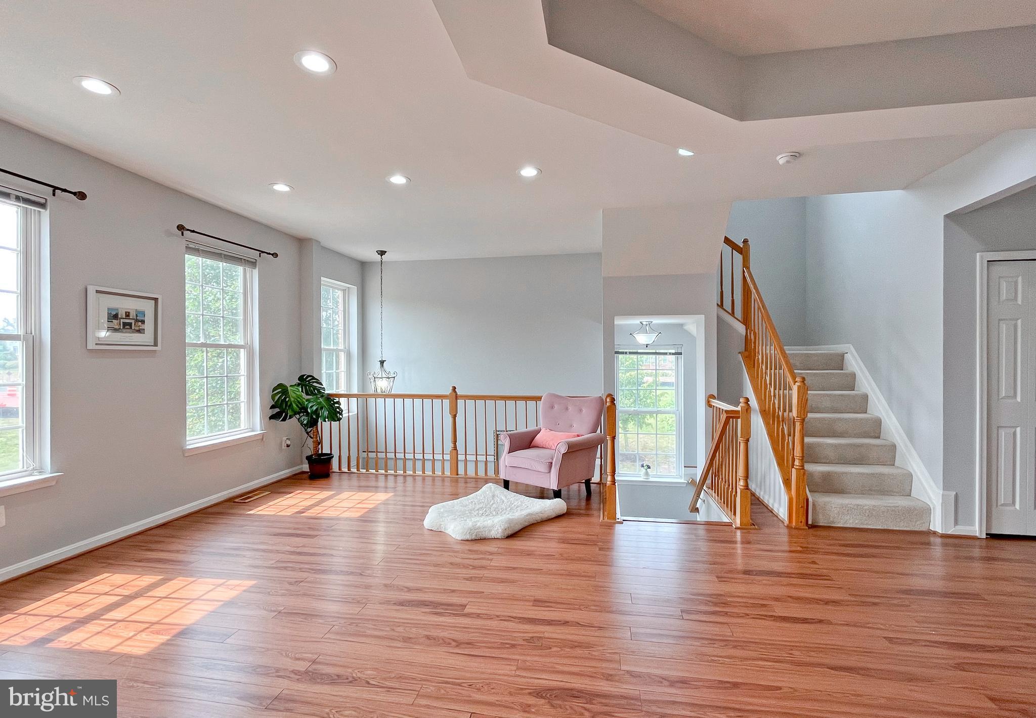 INDEPENDENCE - Residential