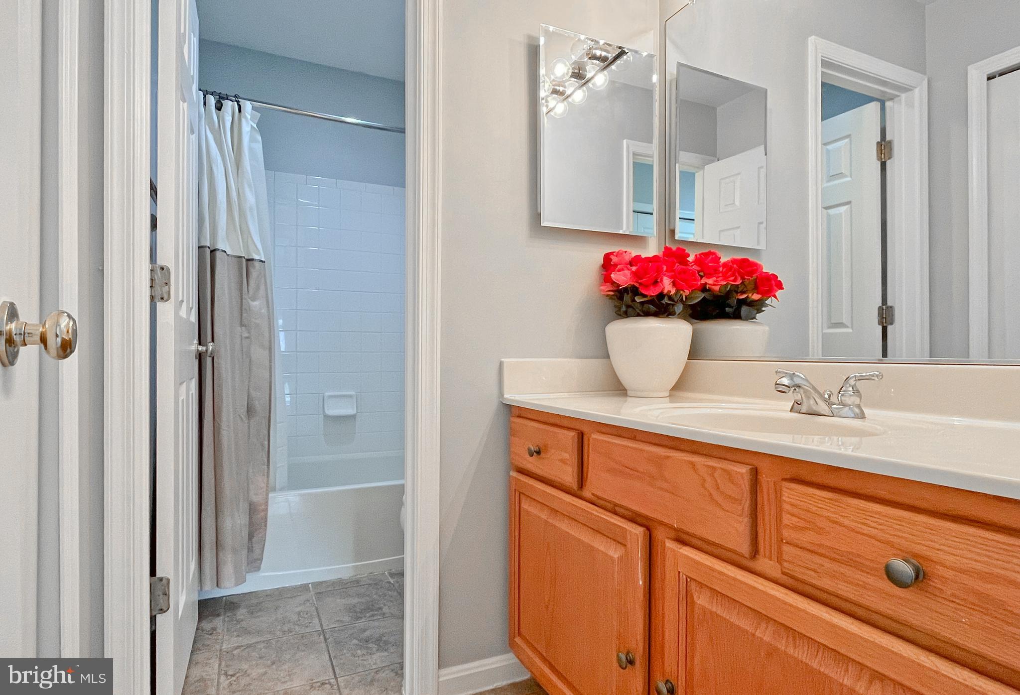 INDEPENDENCE - Residential