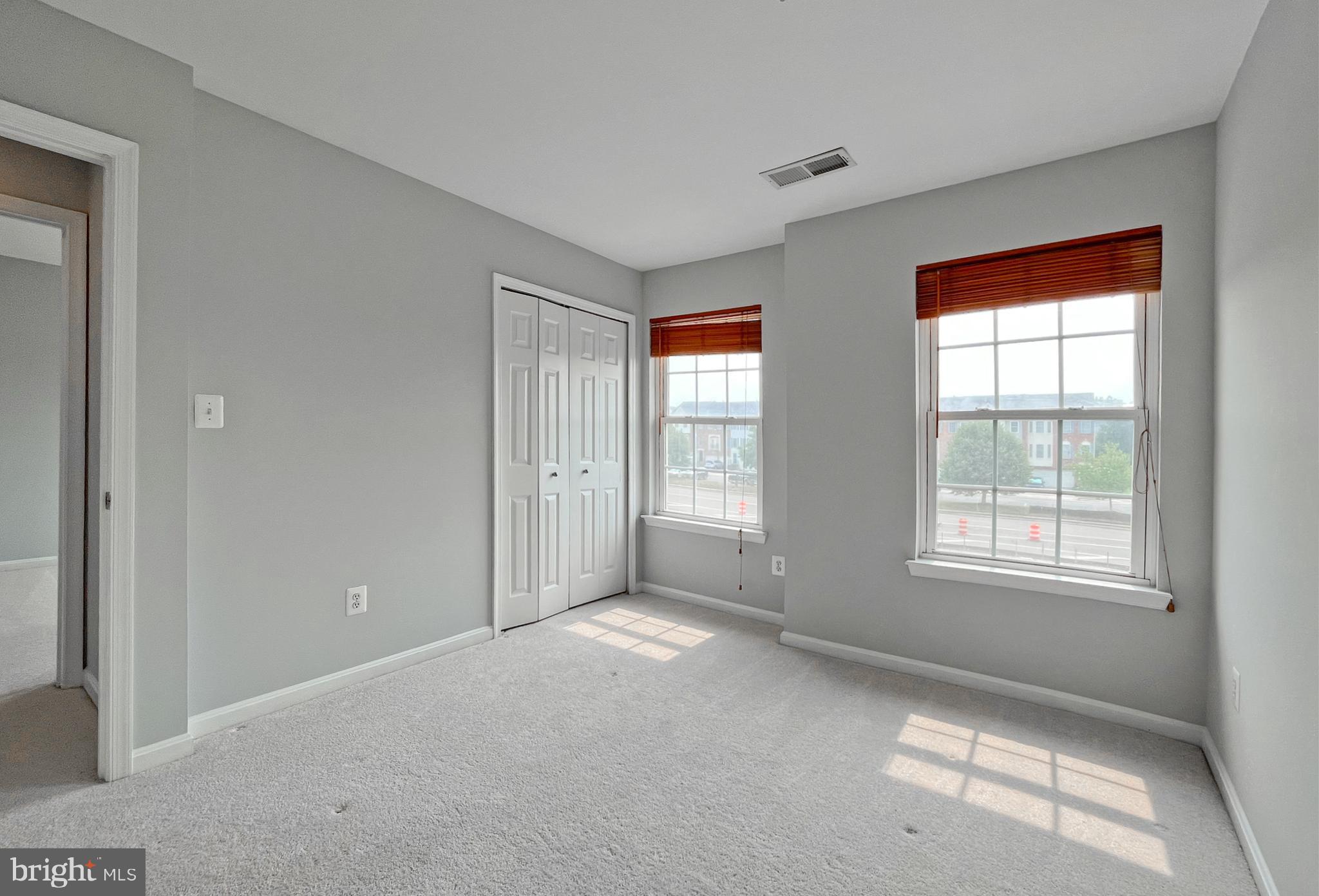 INDEPENDENCE - Residential