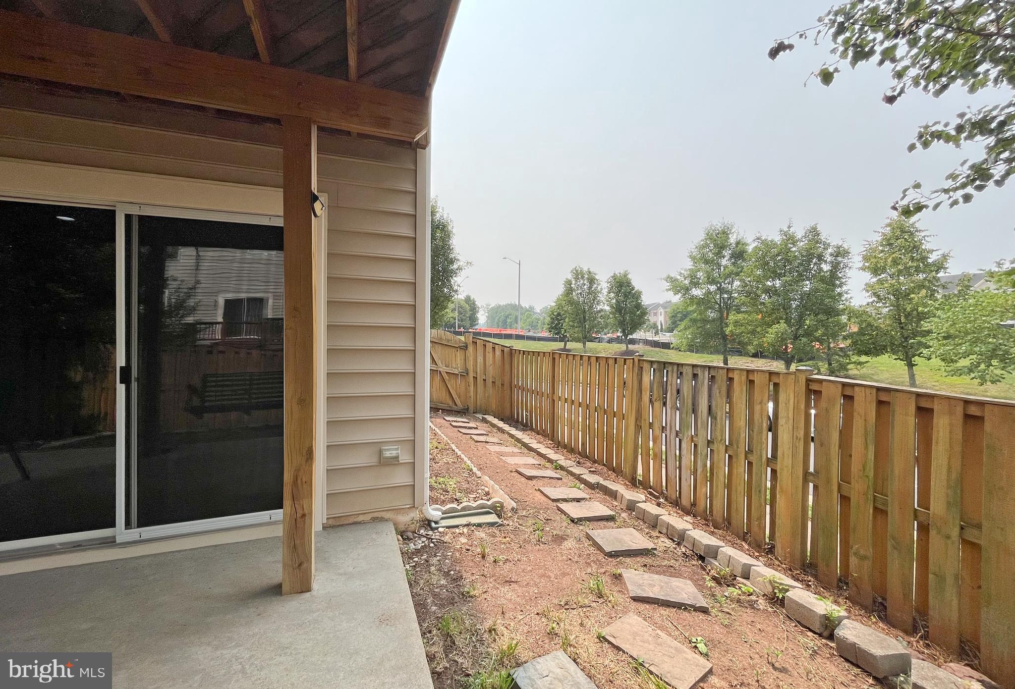 INDEPENDENCE - Residential