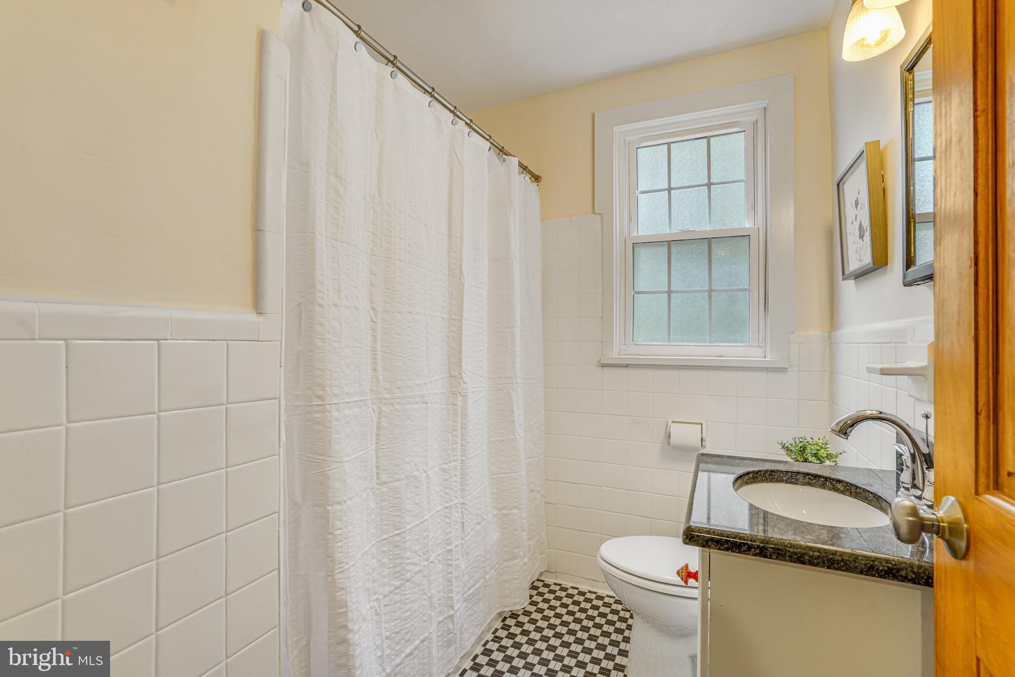 BELLE VIEW CONDOMINIUMS - Residential