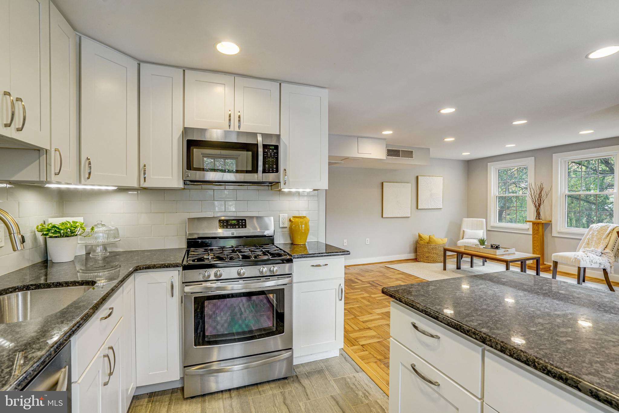 BELLE VIEW CONDOMINIUMS - Residential