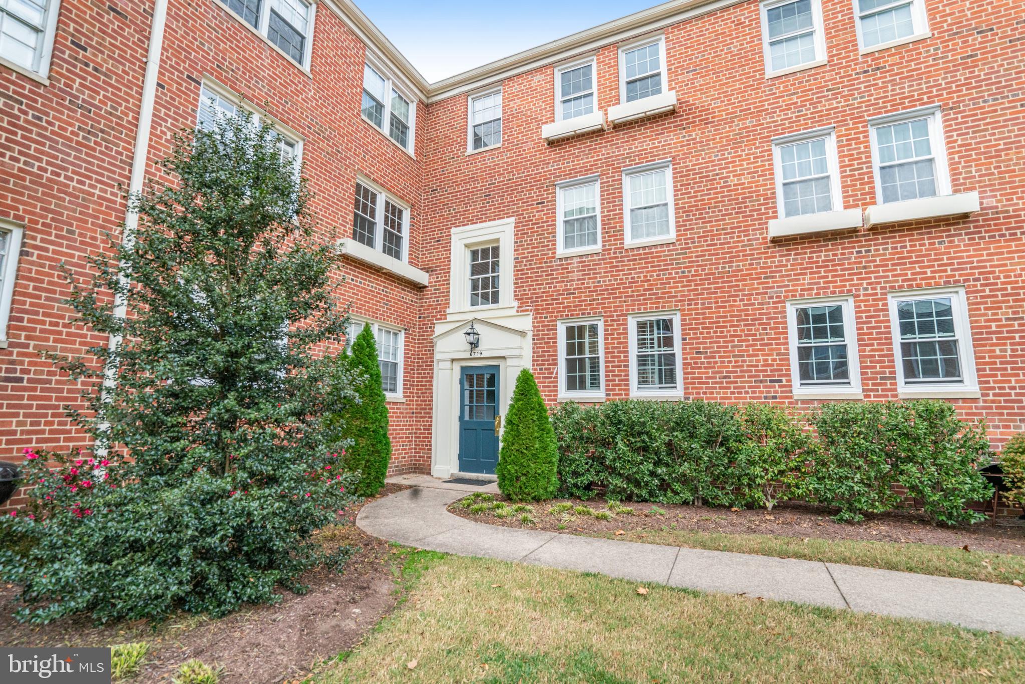 BELLE VIEW CONDOMINIUMS - Residential