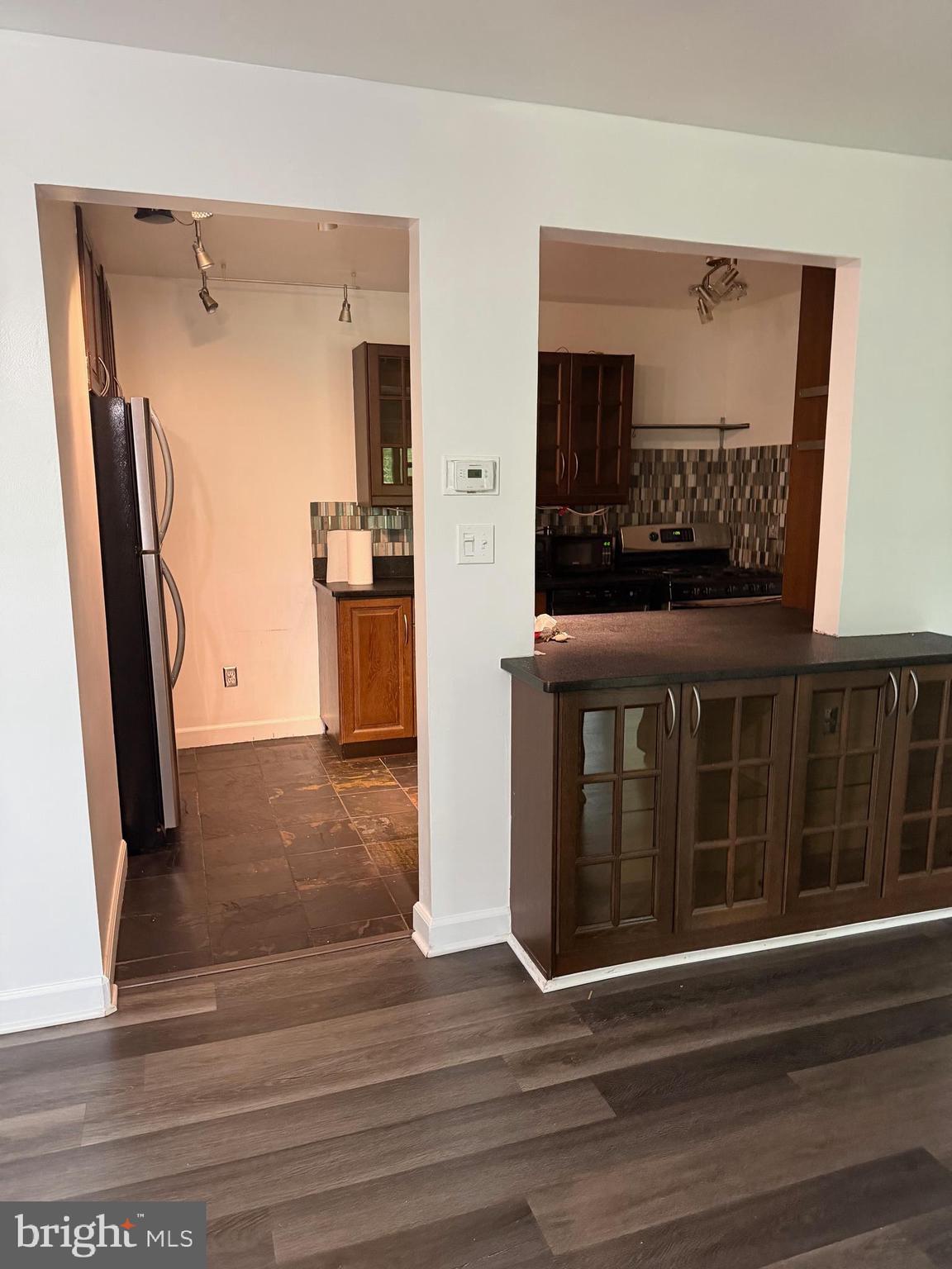 WALNUT GROVE - Residential