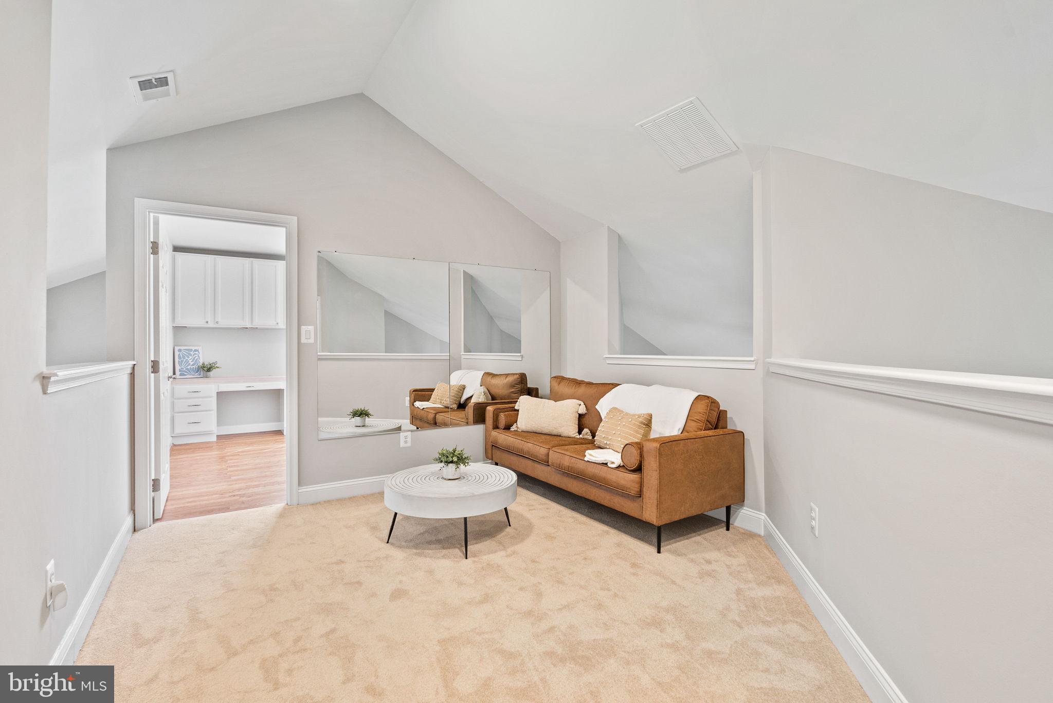 HERITAGE HUNT - Residential