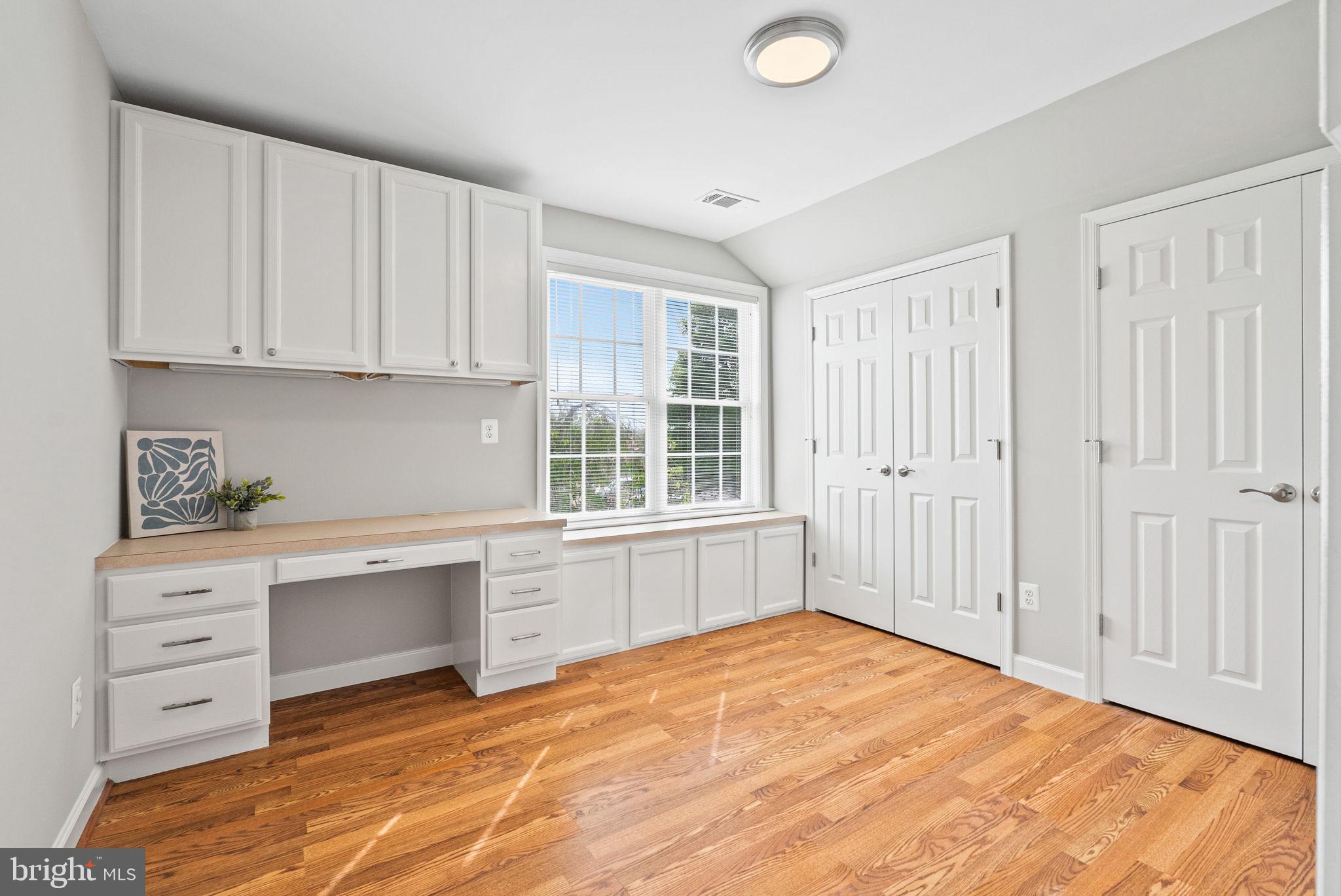 HERITAGE HUNT - Residential