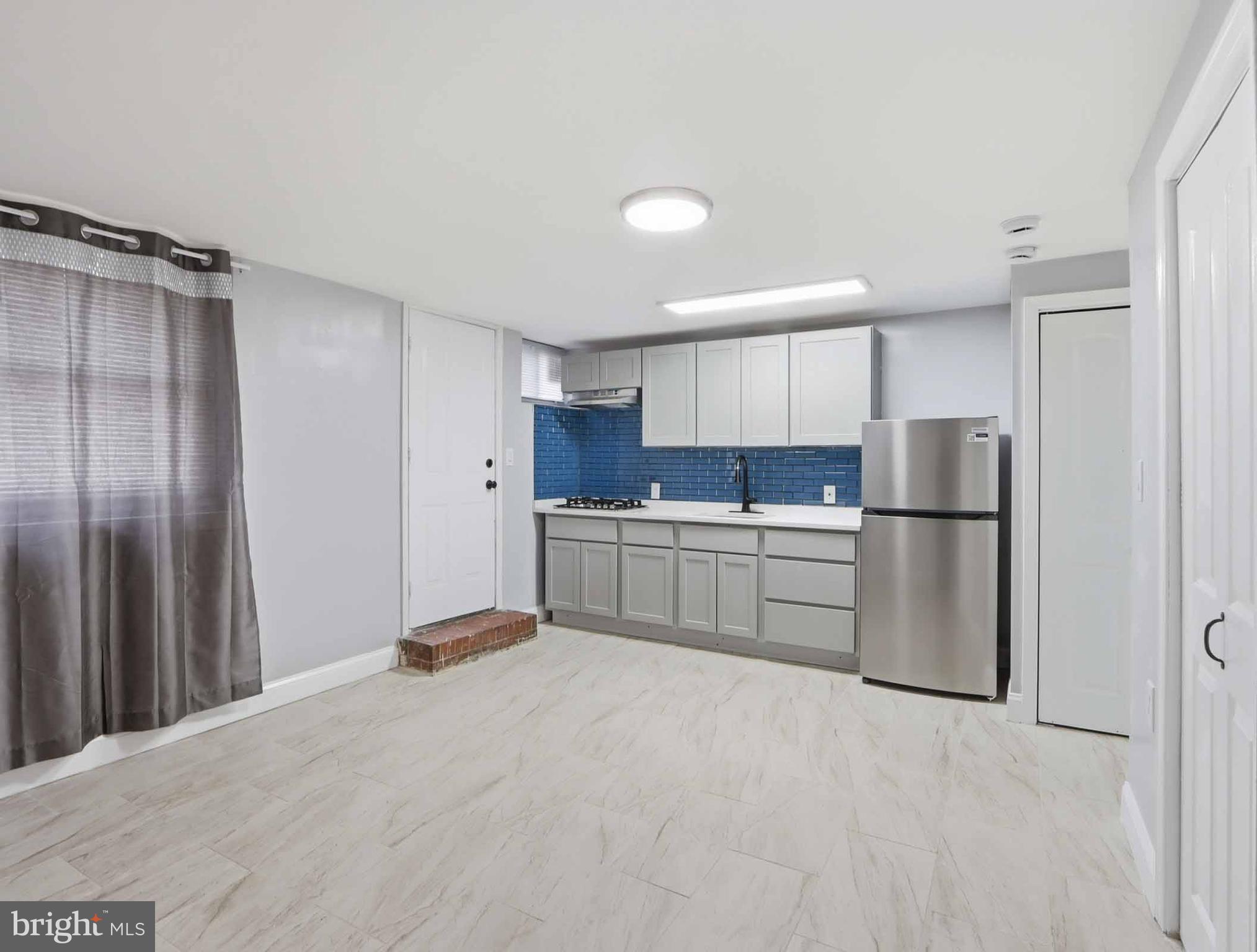 BELAIR-EDISON - Residential Lease