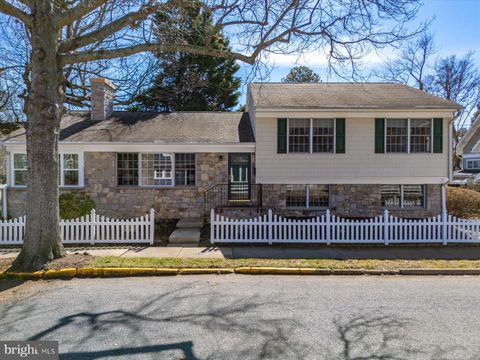 Photo of 701 Bayard Avenue, REHOBOTH BEACH, DE 19971 (MLS # DESU2106266)
