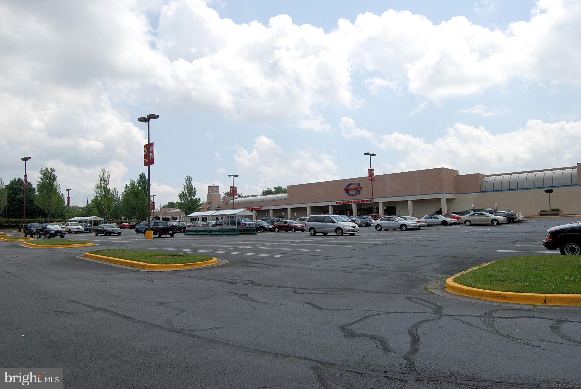 FLOWER HILL - Residential