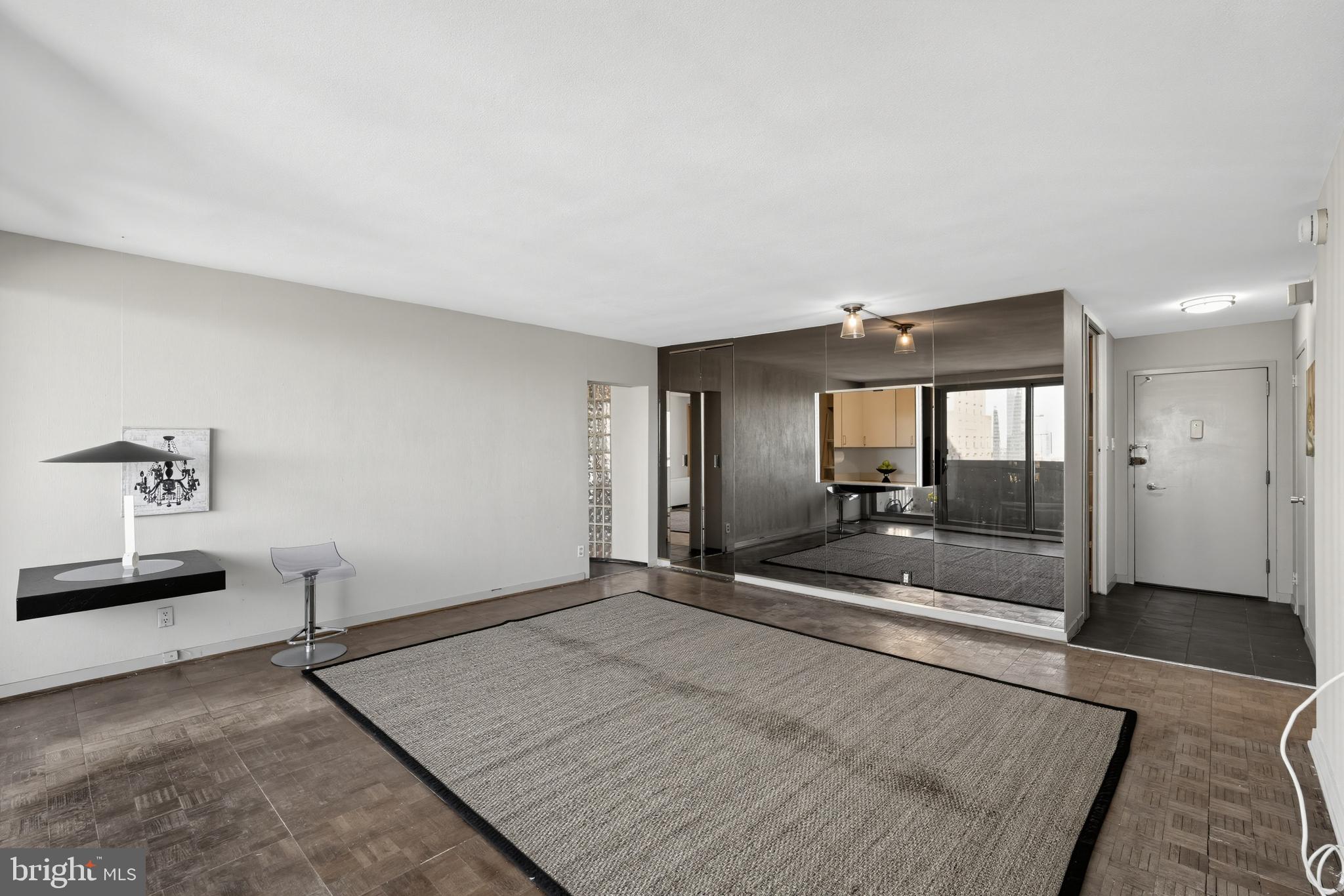 226 W RITTENHOUSE SQUARE 1814,15B