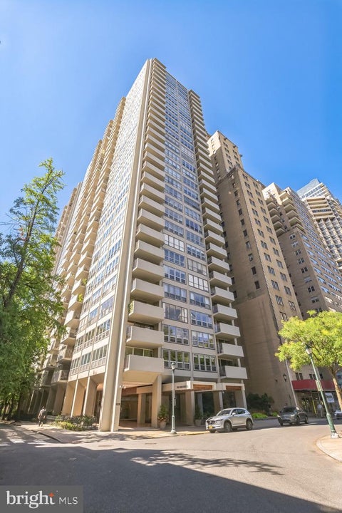 Photo of 226 W Rittenhouse Square #1814,15B, PHILADELPHIA, PA 19103 (MLS # PAPH2681810)
