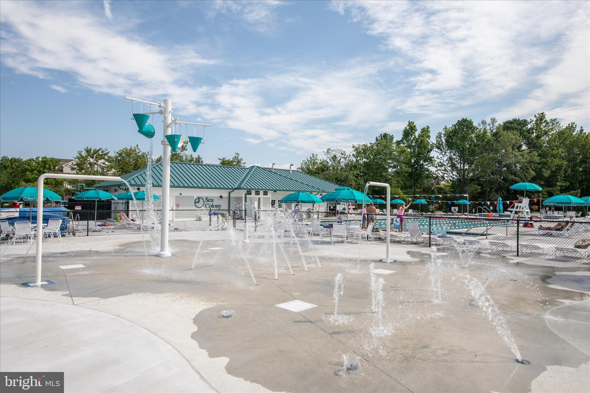 SEA COLONY WEST - Residential