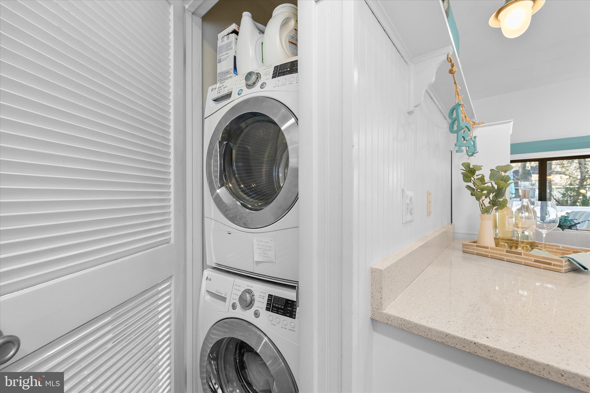 SEA COLONY WEST - Residential