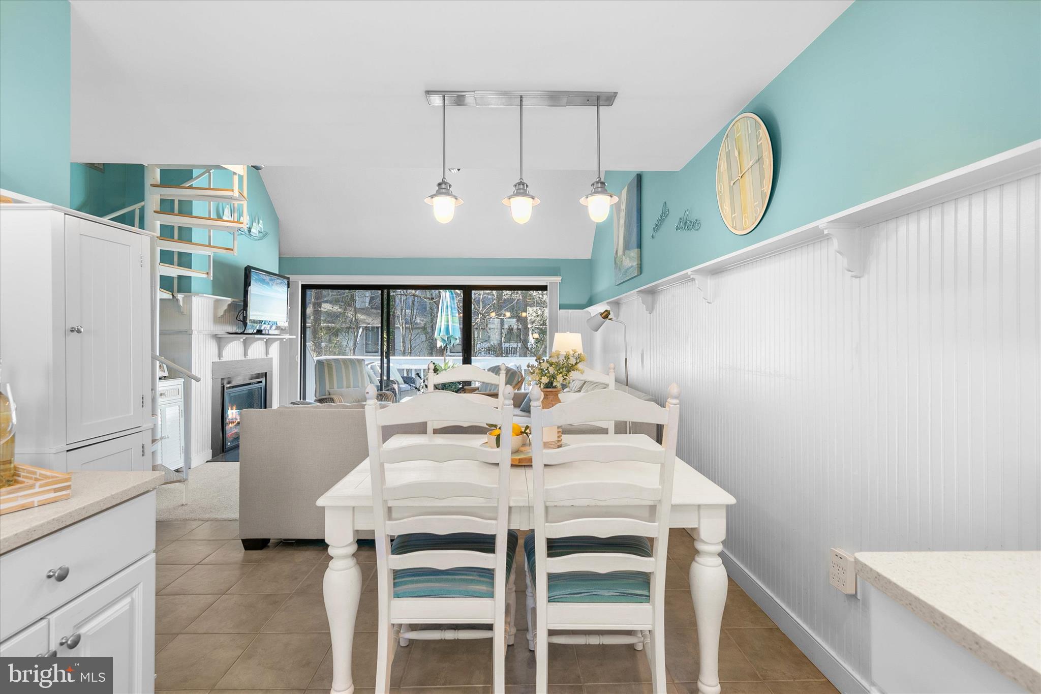 SEA COLONY WEST - Residential