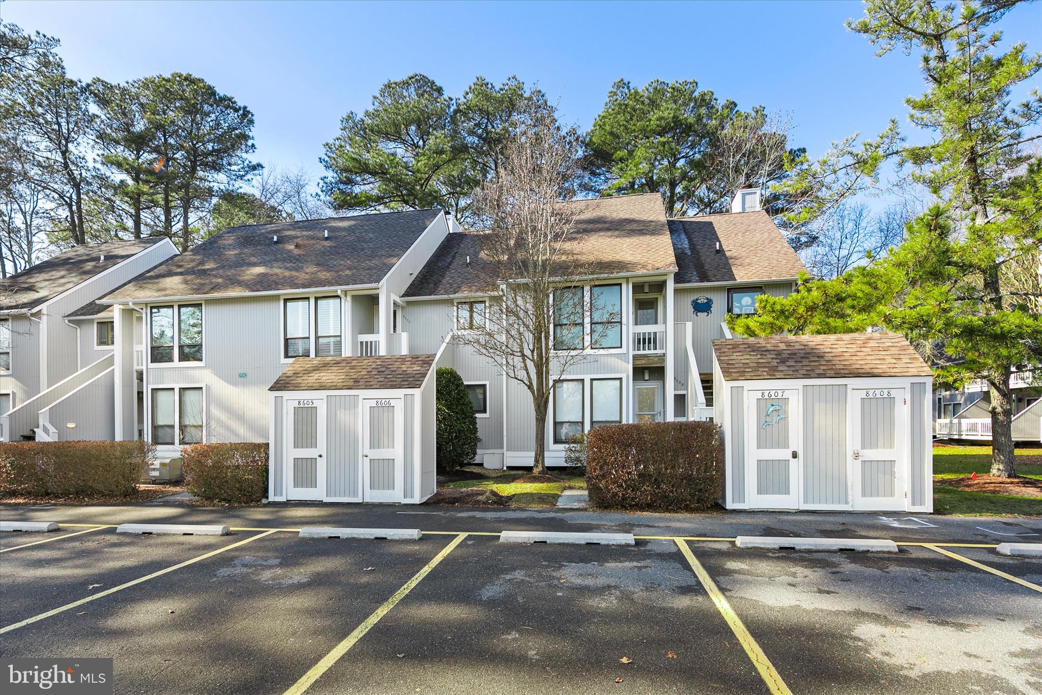 SEA COLONY WEST - Residential