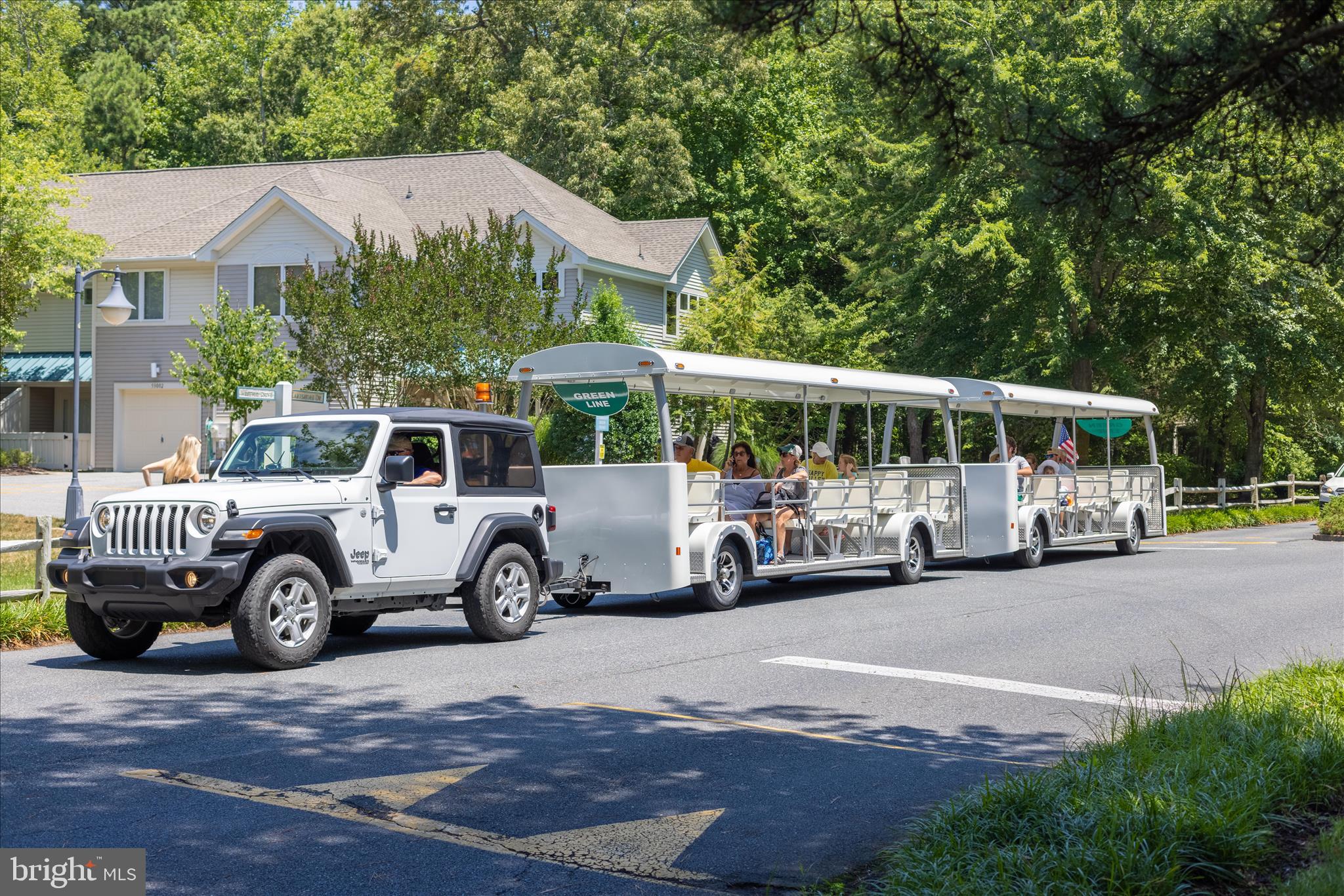 SEA COLONY WEST - Residential