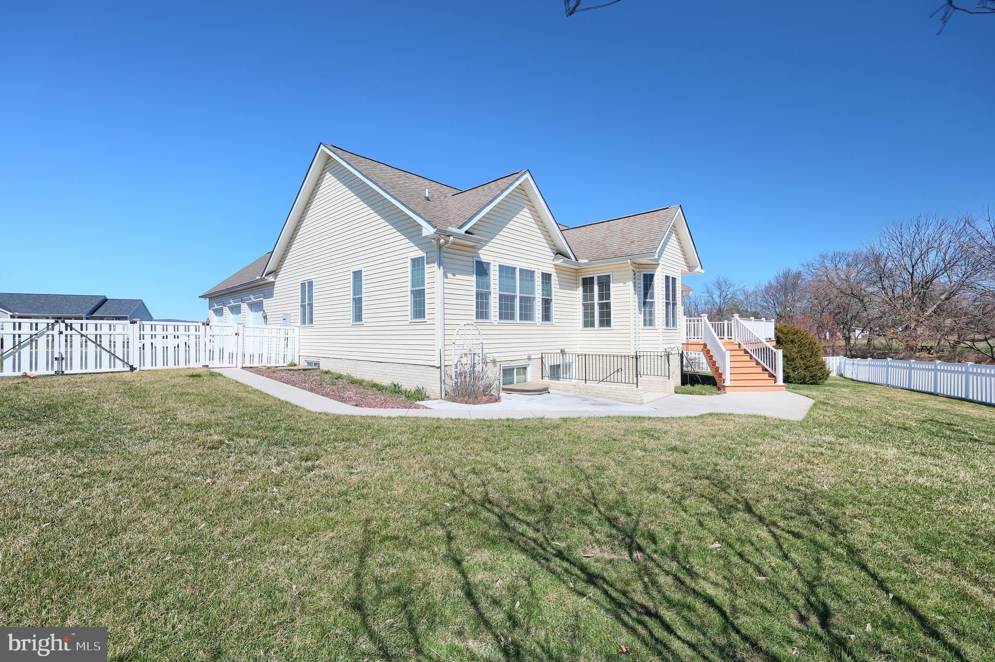 FOX RUN CREEK ESTATES - Residential