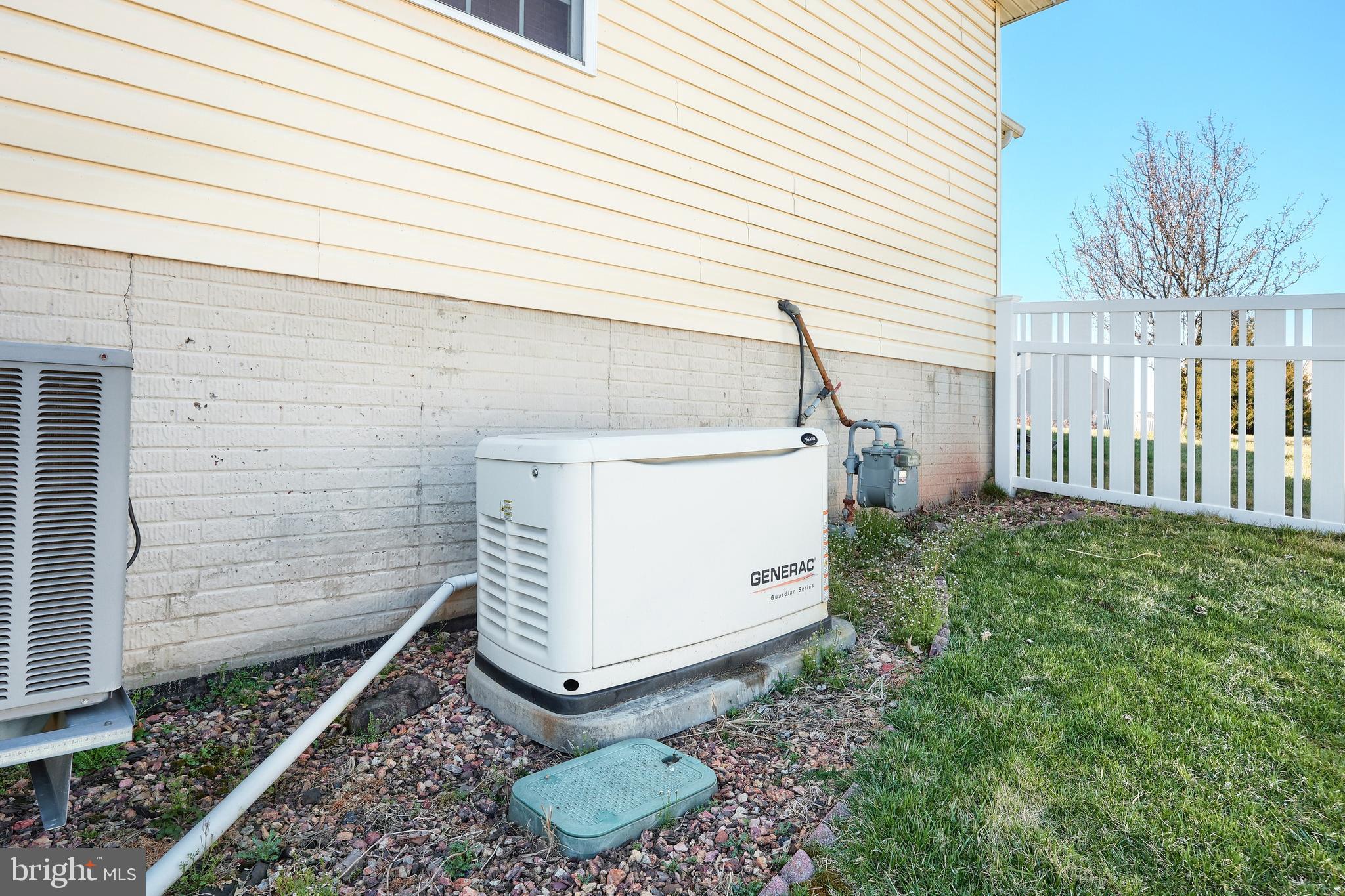 FOX RUN CREEK ESTATES - Residential