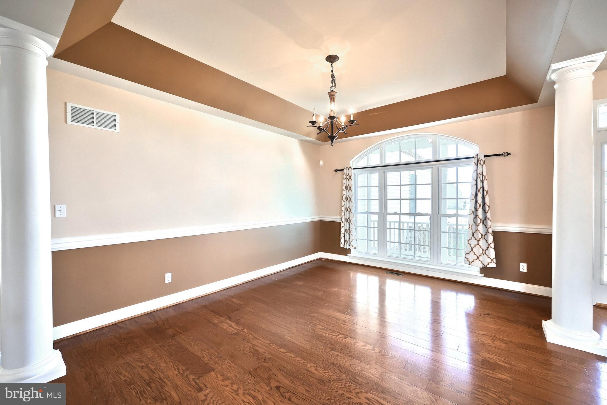 FOX RUN CREEK ESTATES - Residential