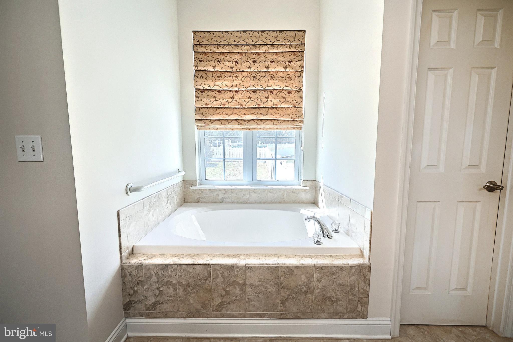 FOX RUN CREEK ESTATES - Residential