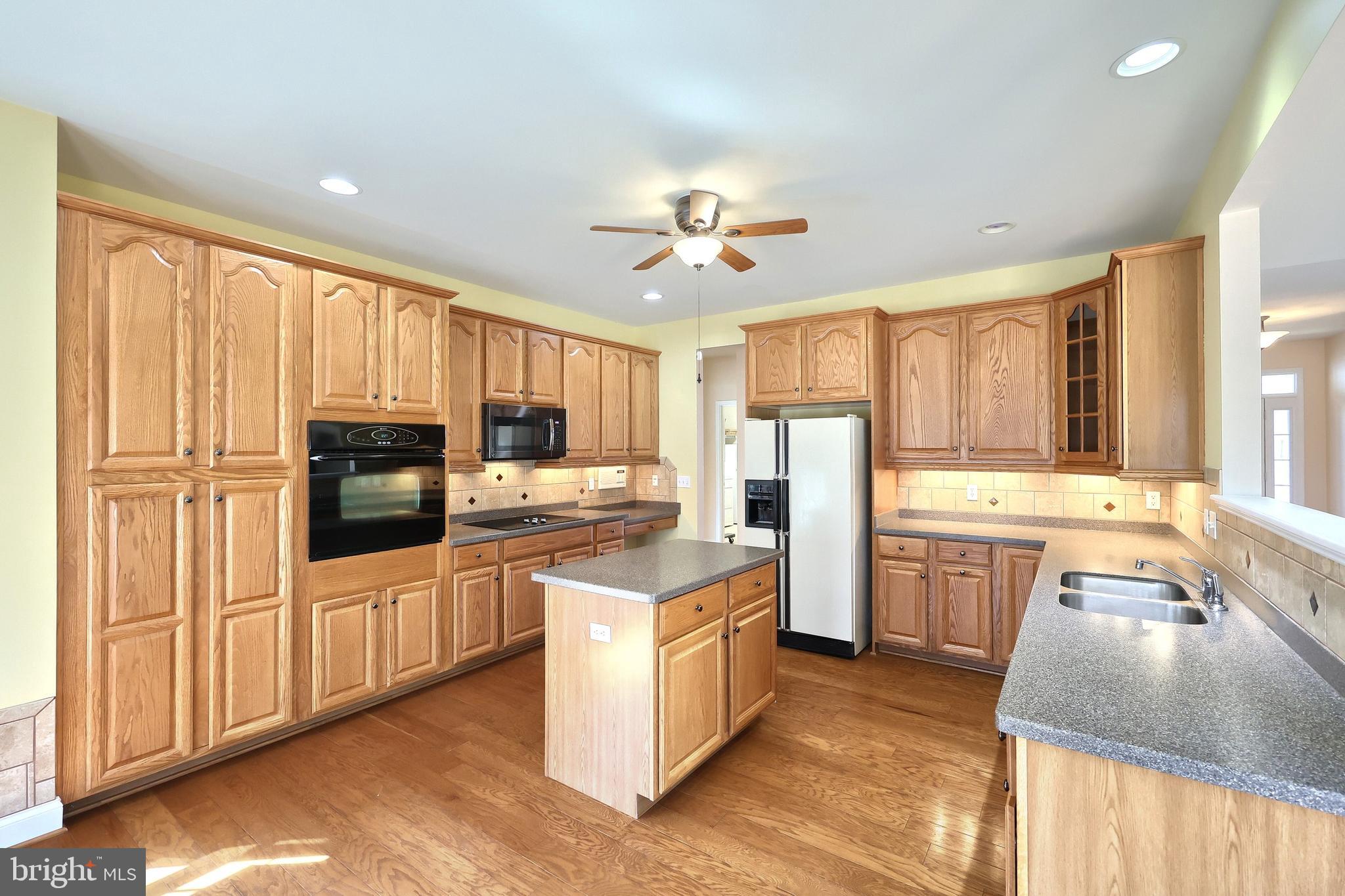 FOX RUN CREEK ESTATES - Residential