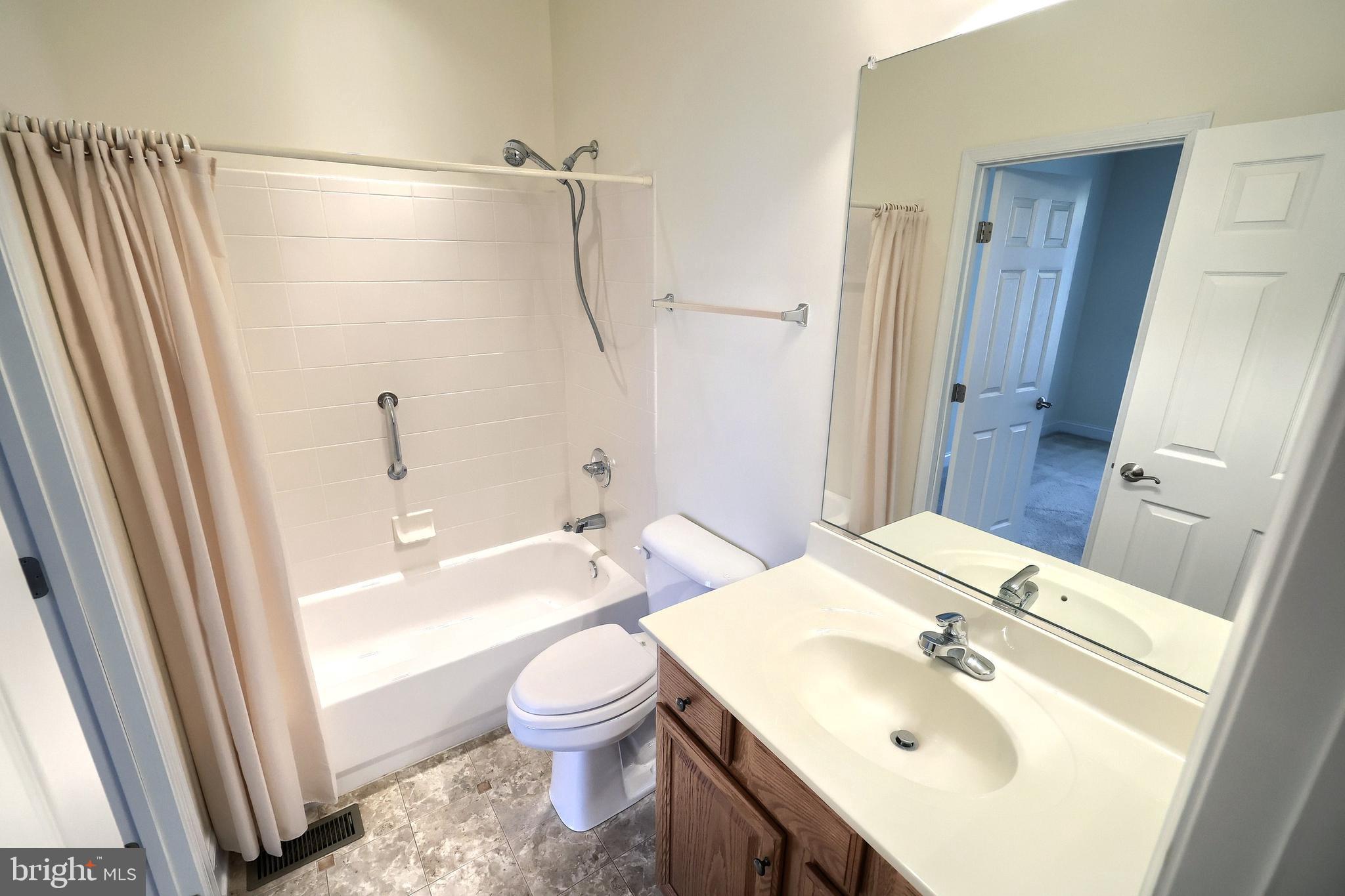 FOX RUN CREEK ESTATES - Residential