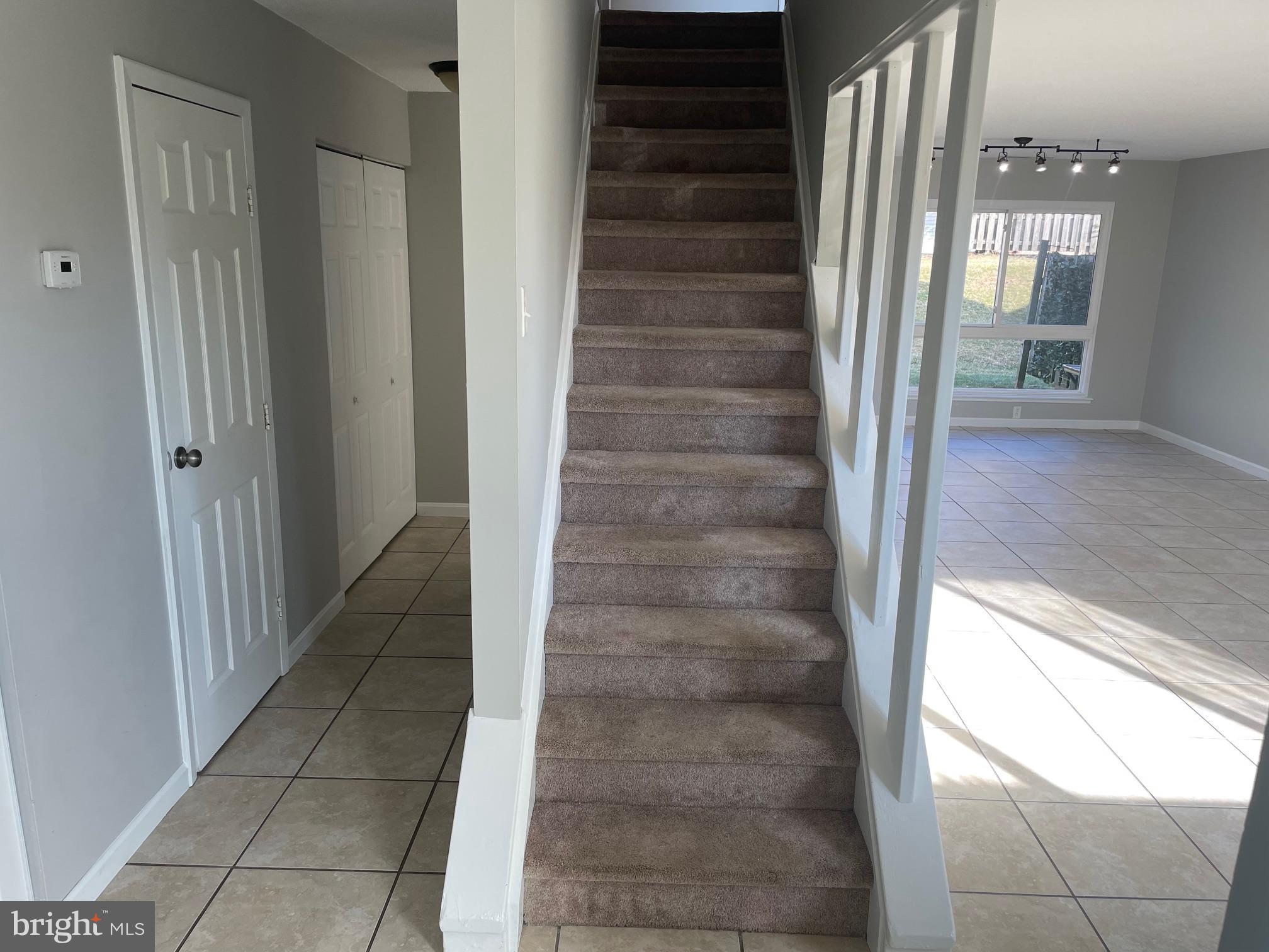 TOWAMENCIN CONDOS - Residential Lease