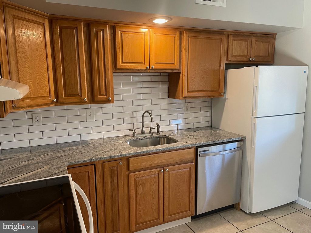 Photo of 204 Concord Drive #CONDO 113, HARLEYSVILLE, PA 19438 (MLS # PAMC2165312)