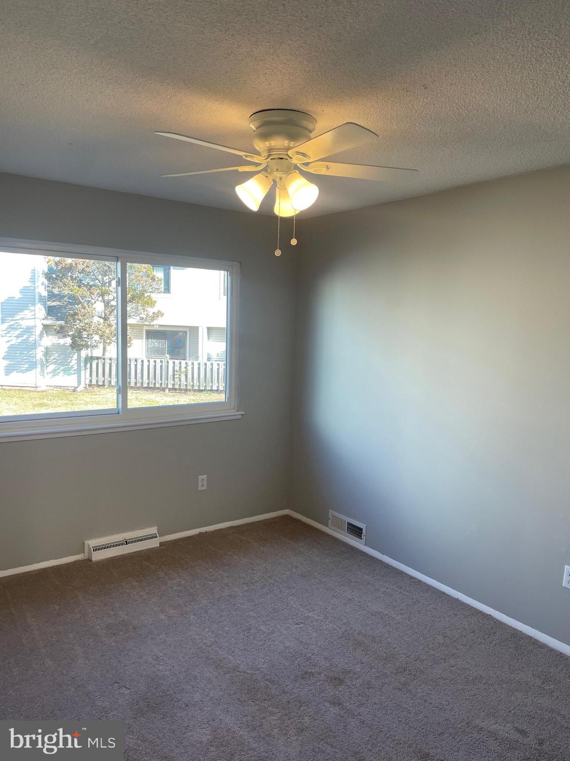 TOWAMENCIN CONDOS - Residential Lease