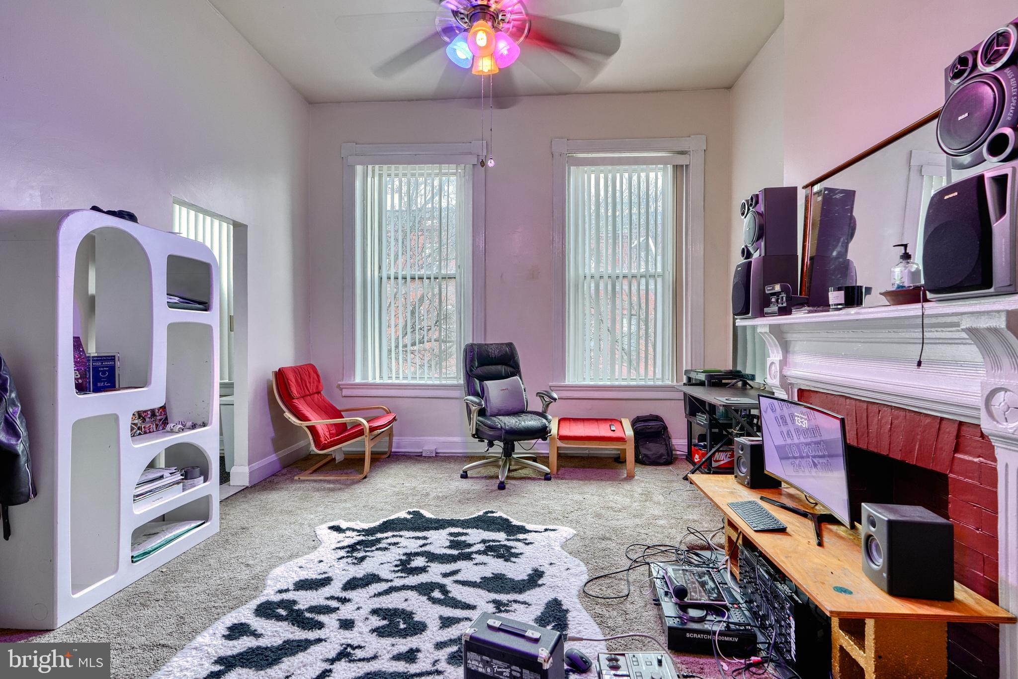 CHARLES VILLAGE - Residential Income