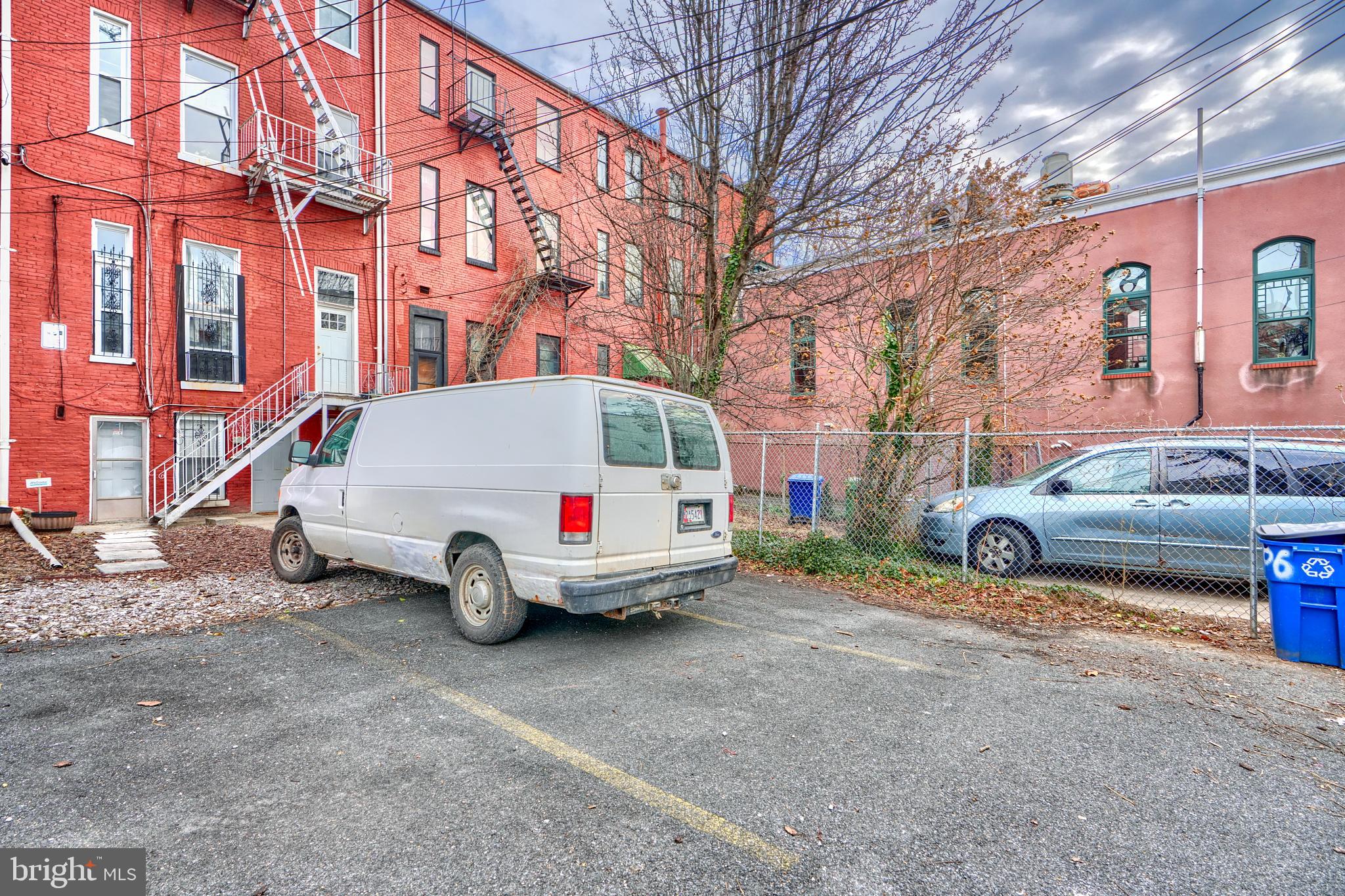CHARLES VILLAGE - Residential Income
