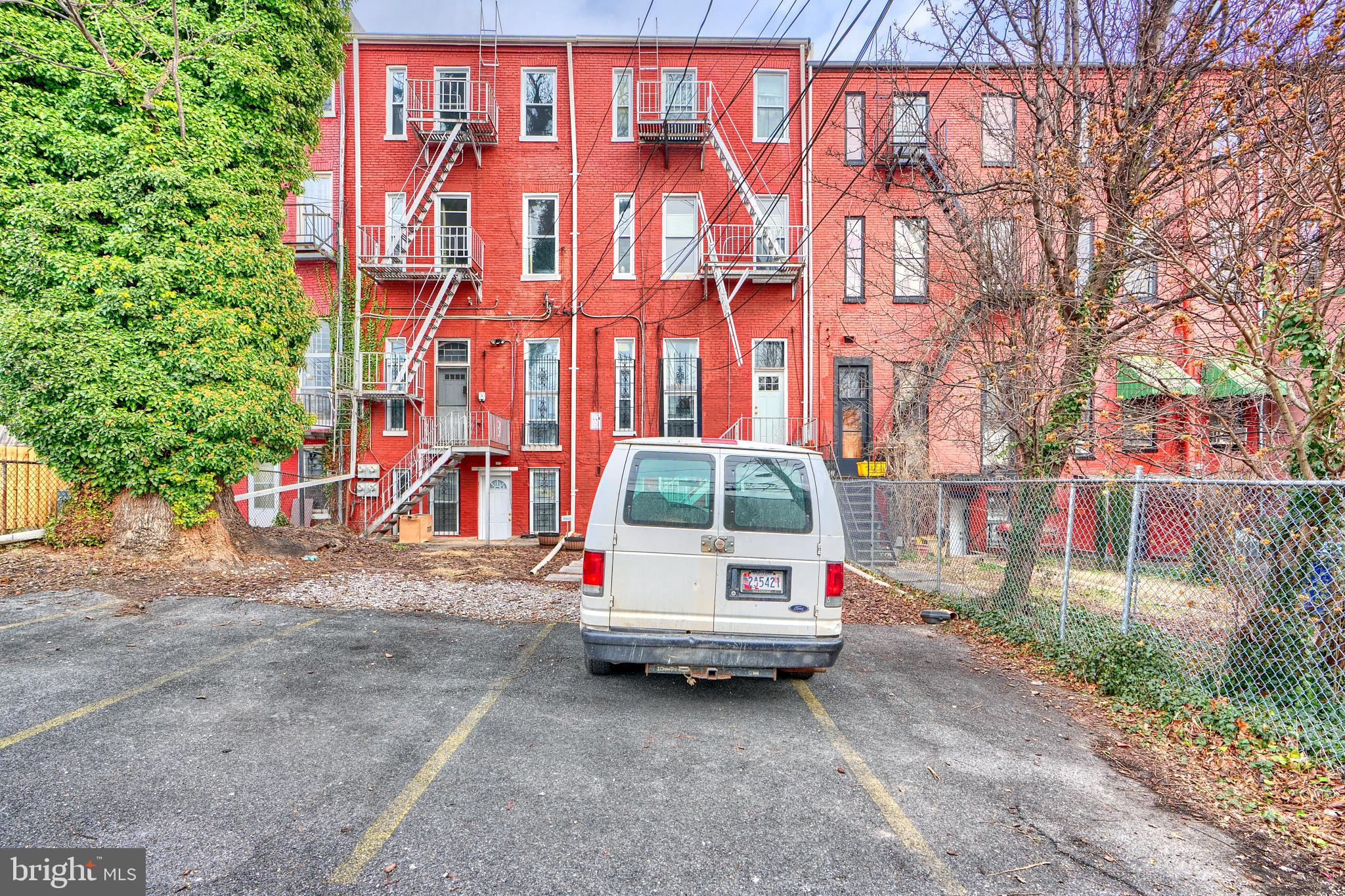 CHARLES VILLAGE - Residential Income
