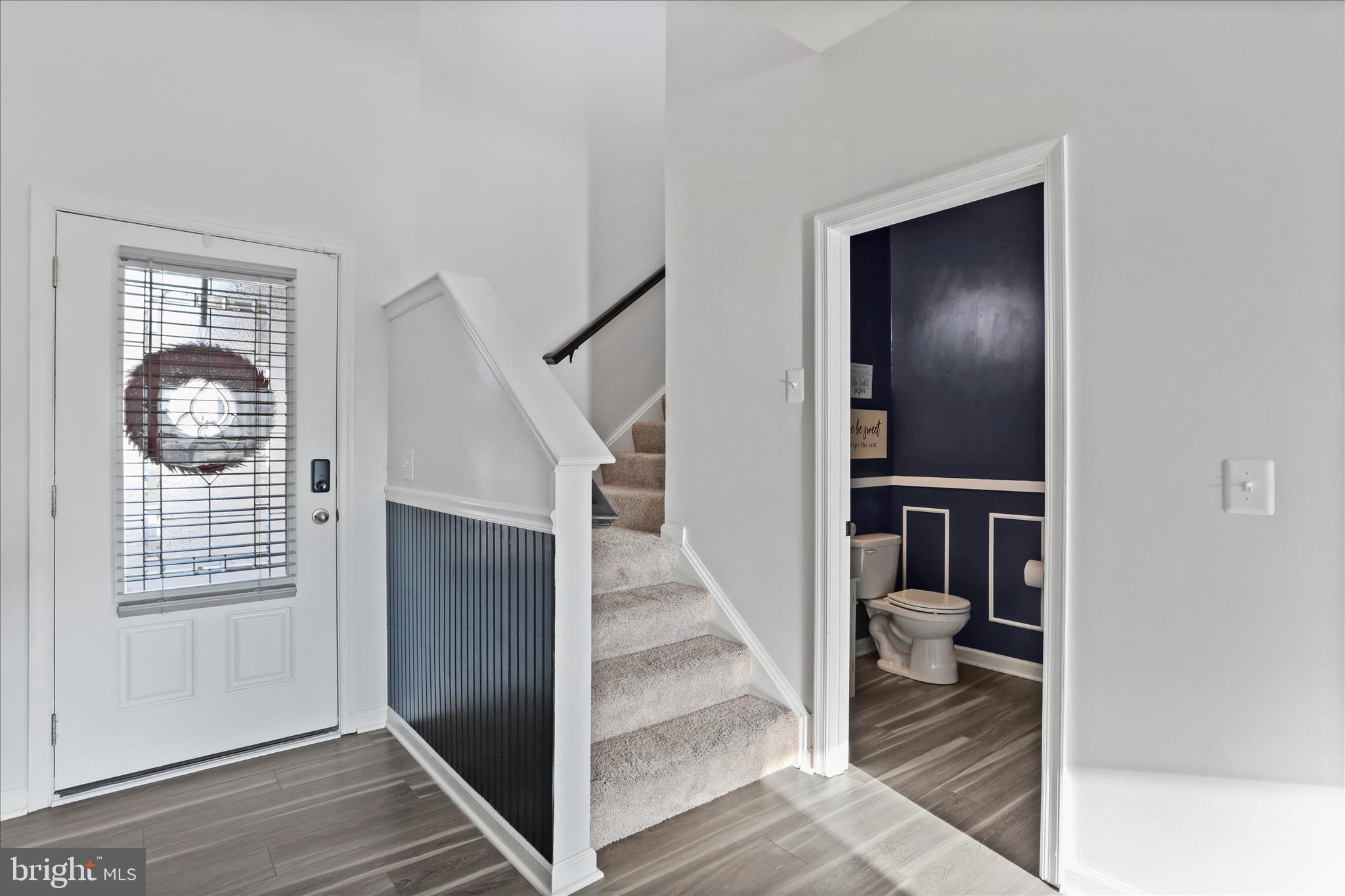 MCGINNIS POINT - Residential