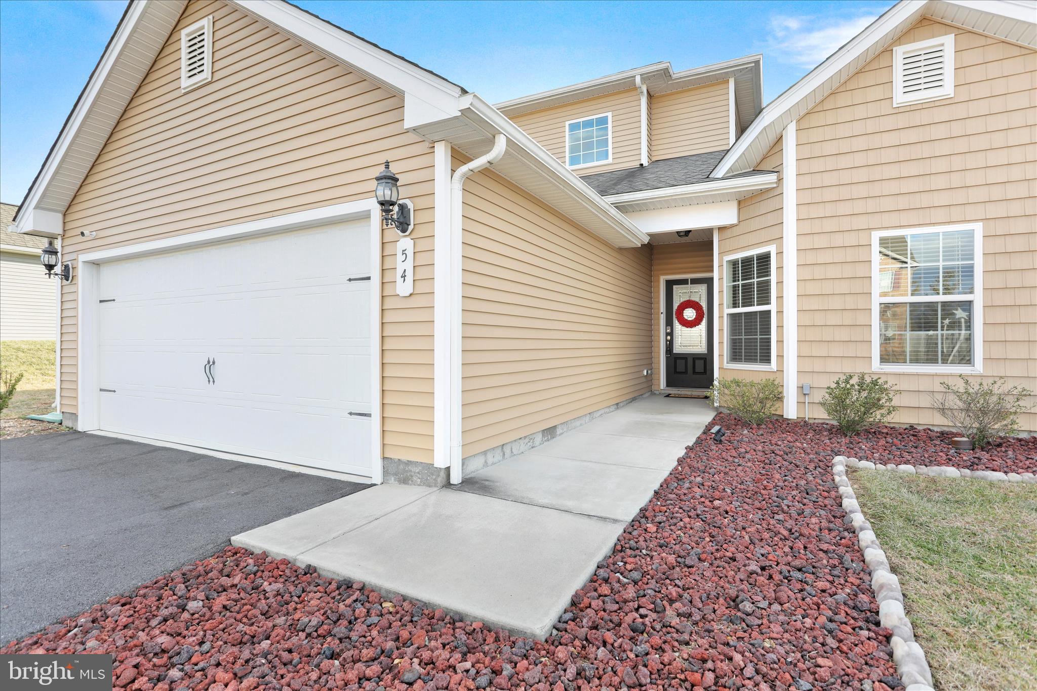 MCGINNIS POINT - Residential