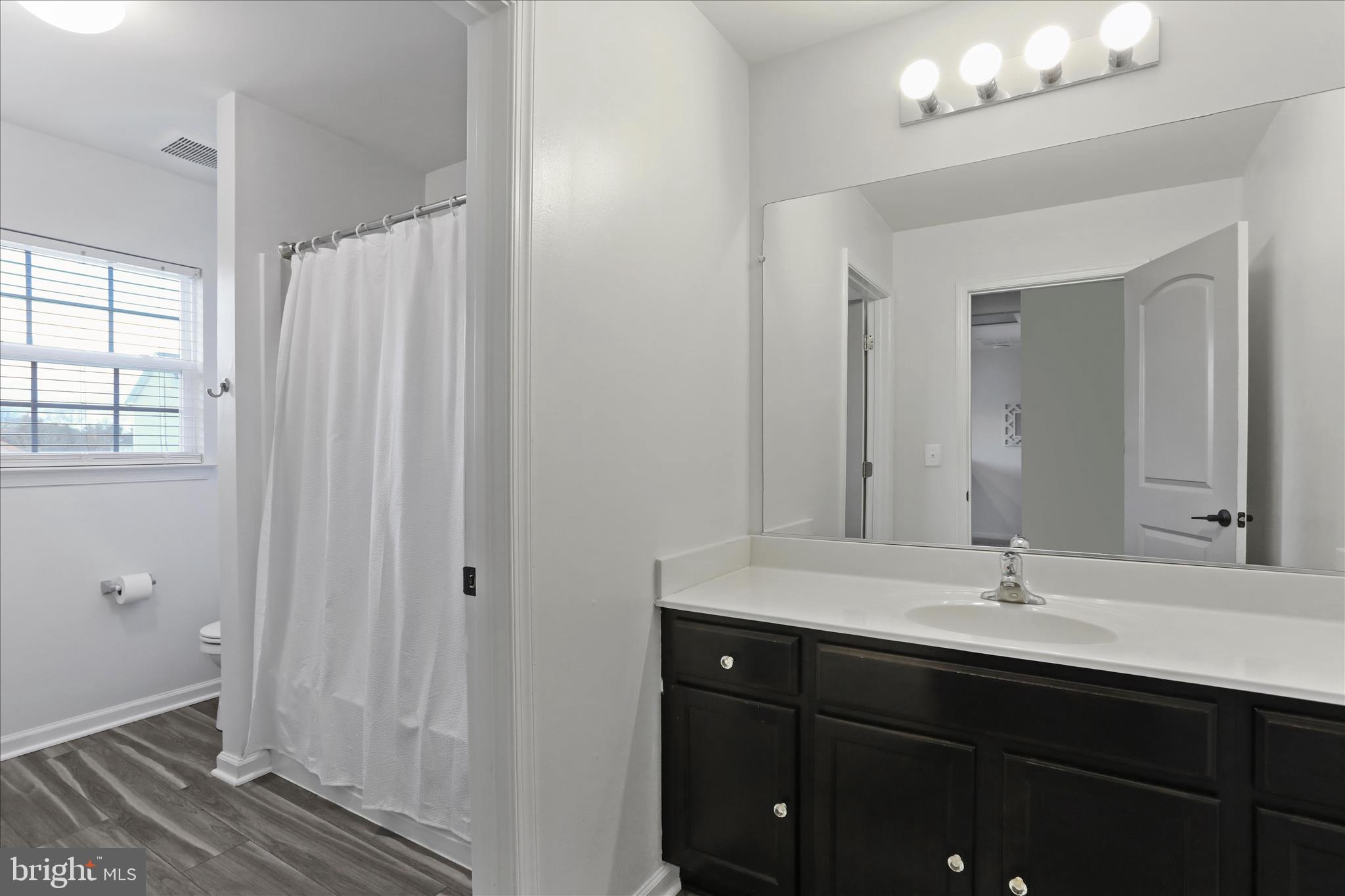 MCGINNIS POINT - Residential