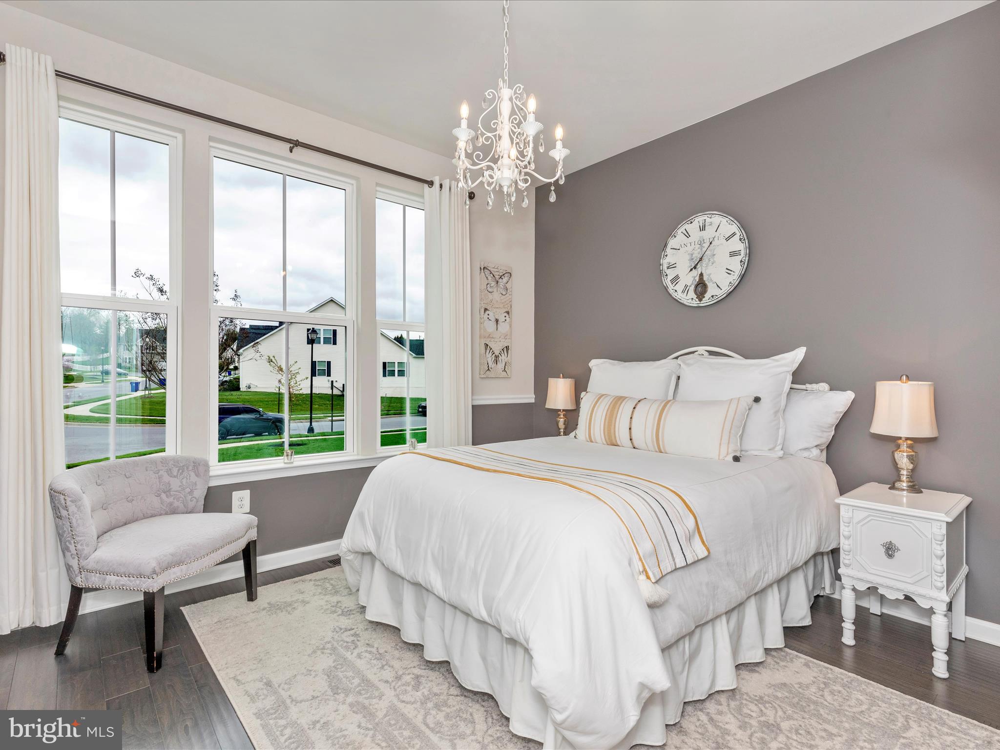 CLOVER RIDGE - Residential