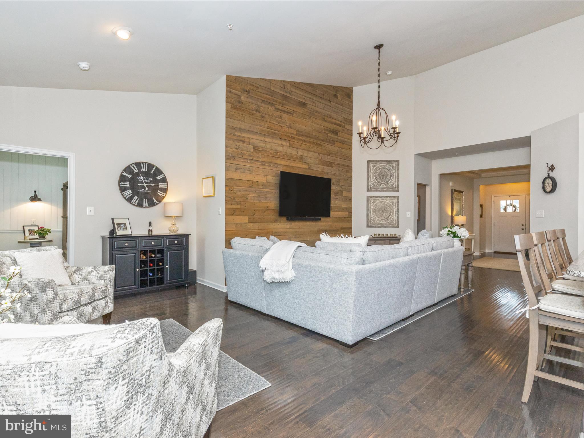 CLOVER RIDGE - Residential