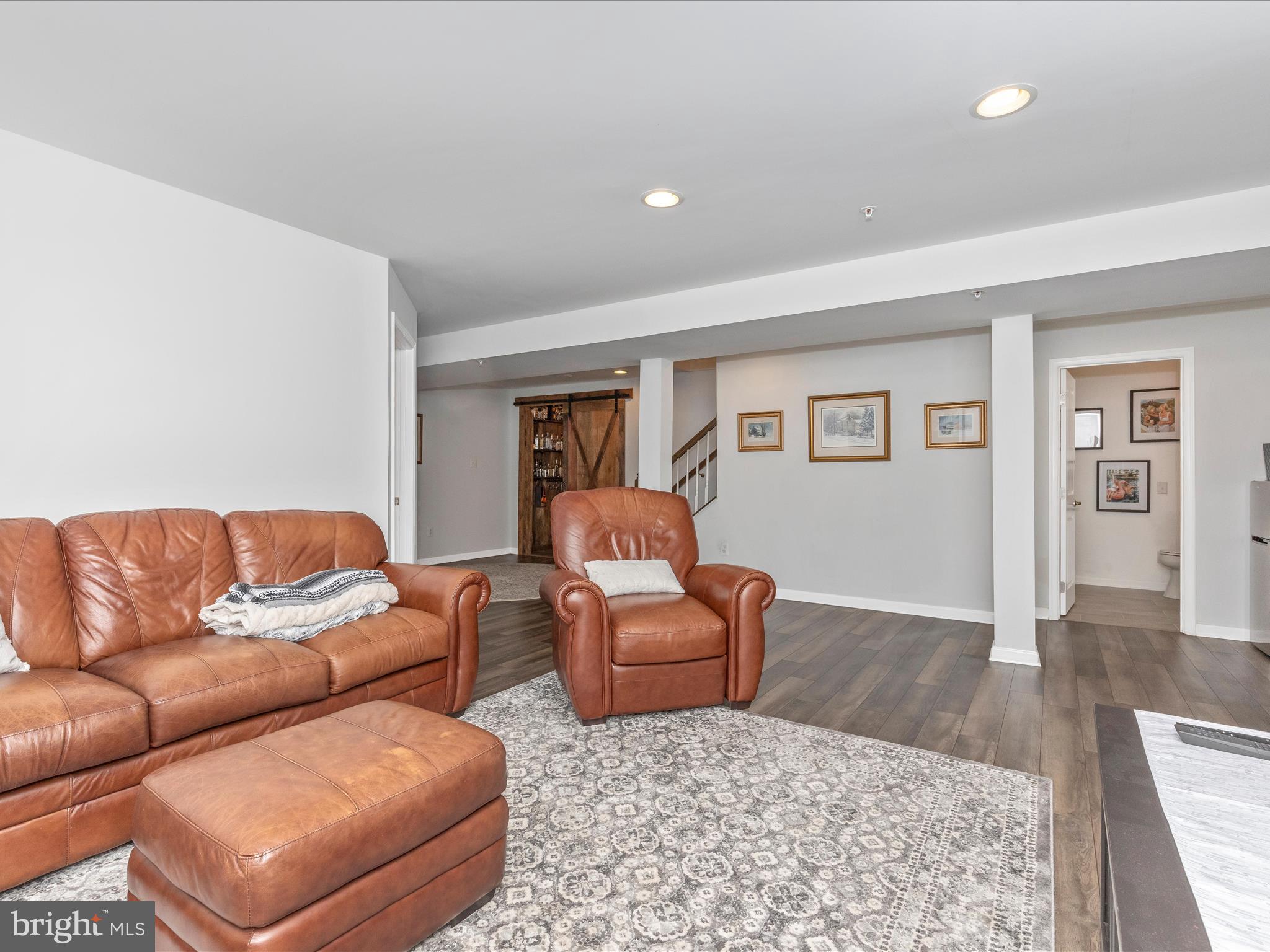 CLOVER RIDGE - Residential